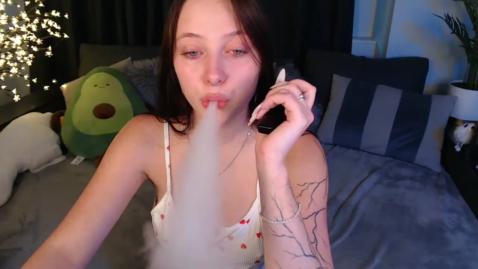 Gallery image thumbnail from SerenaSantos's myfreecams stream on, 08/30/2025, 13:00 image 18 of 20