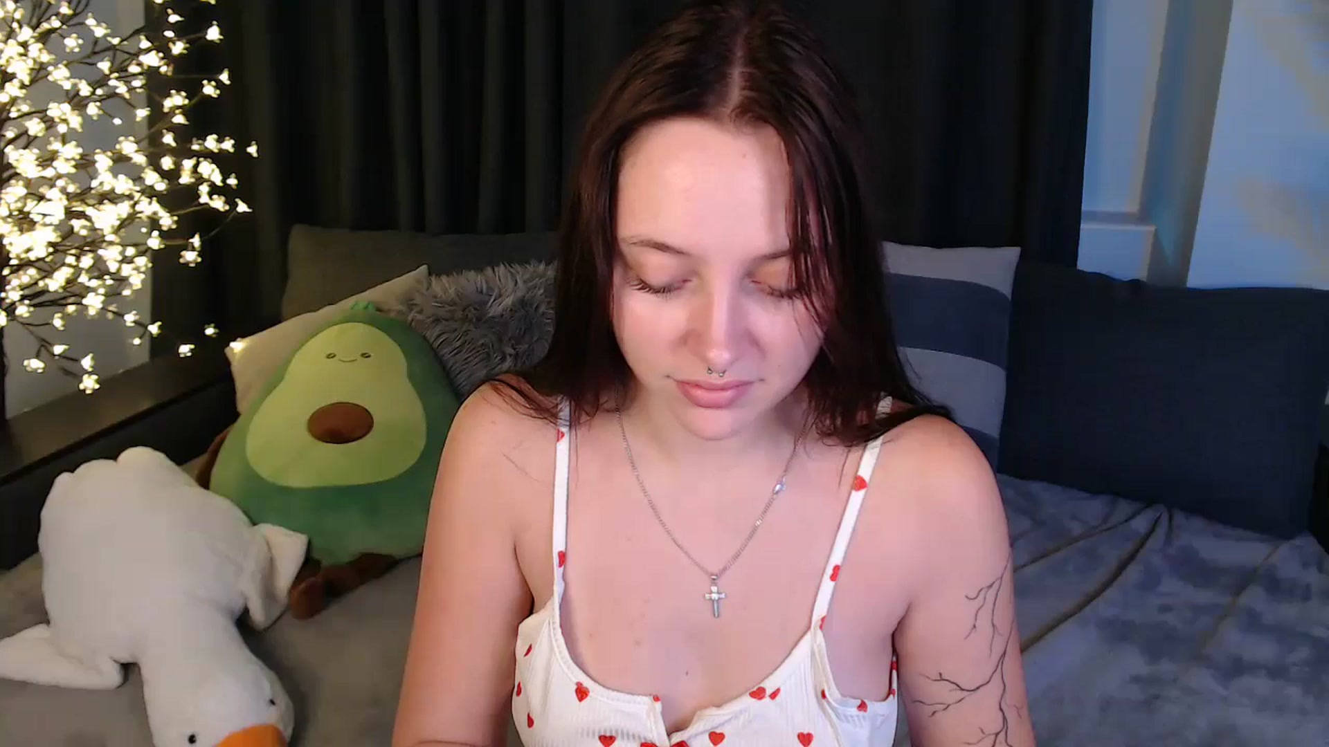 Gallery image thumbnail from SerenaSantos's myfreecams stream on, 08/31/2025, 11:34 image 9 of 20