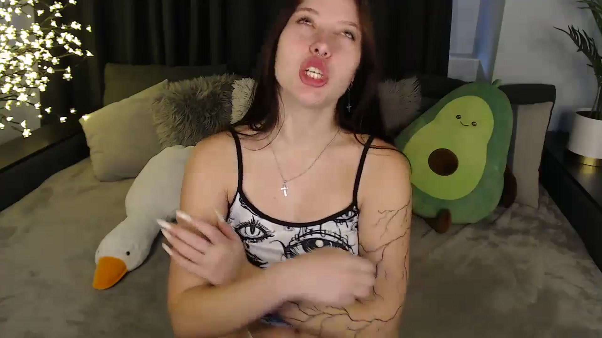 Gallery image thumbnail from SerenaSantos's myfreecams stream on, 09/01/2025, 10:15 image 8 of 20