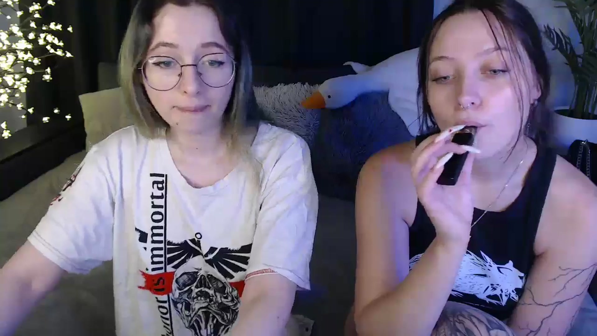 Gallery image thumbnail from SerenaSantos's myfreecams stream on, 09/02/2025, 12:15 image 6 of 20