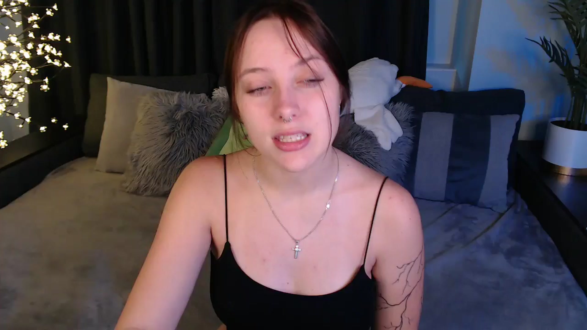 Gallery image thumbnail from SerenaSantos's myfreecams stream on, 09/07/2025, 12:52 image 3 of 20