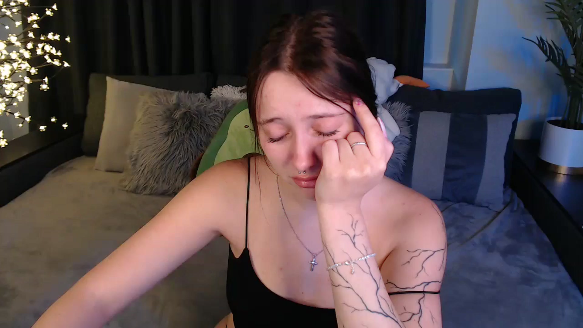 Gallery image thumbnail from SerenaSantos's myfreecams stream on, 09/07/2025, 12:52 image 4 of 20