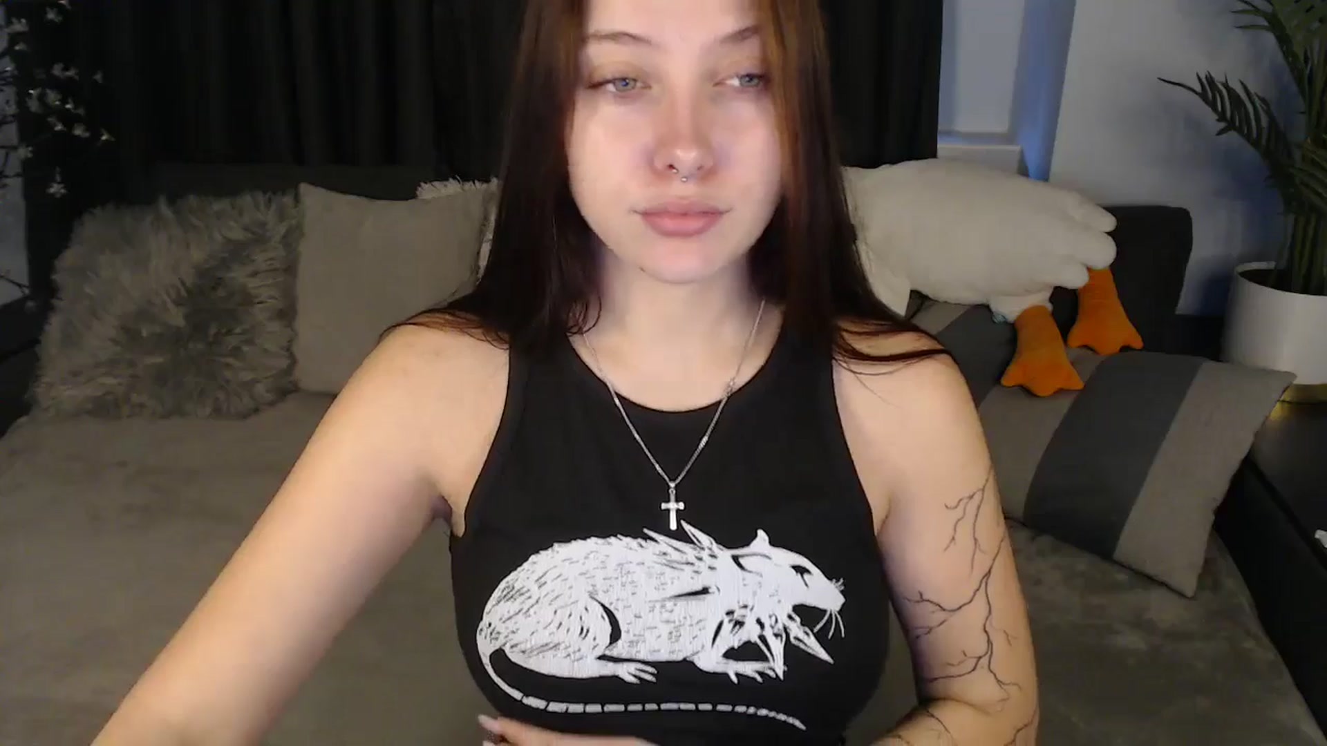 Gallery image thumbnail from SerenaSantos's myfreecams stream on, 09/24/2025, 09:17 image 5 of 20