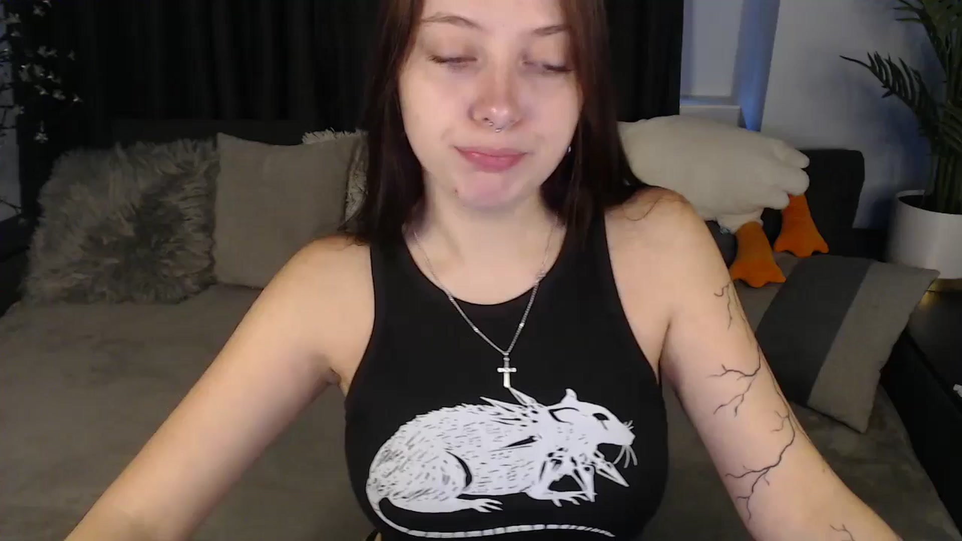 Gallery image thumbnail from SerenaSantos's myfreecams stream on, 09/24/2025, 09:17 image 4 of 20