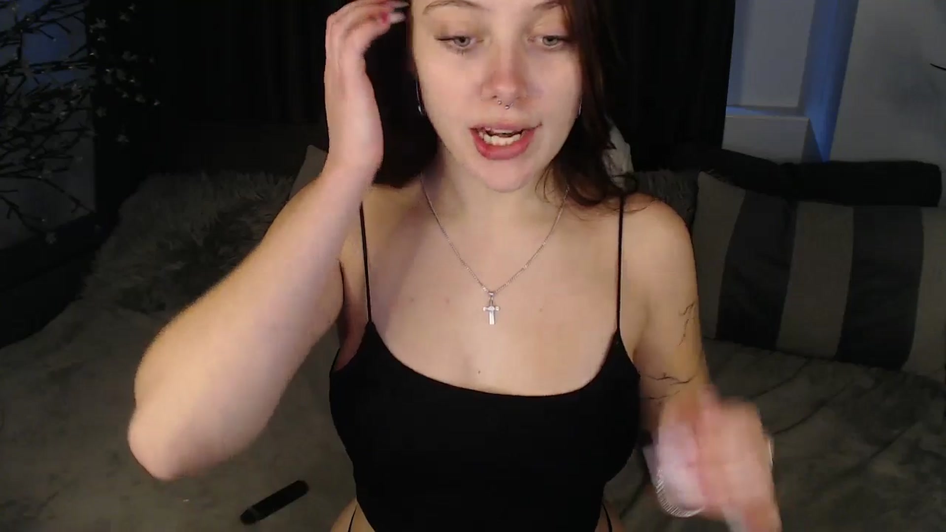 Gallery image thumbnail from SerenaSantos's myfreecams stream on, 09/27/2025, 13:49 image 19 of 20
