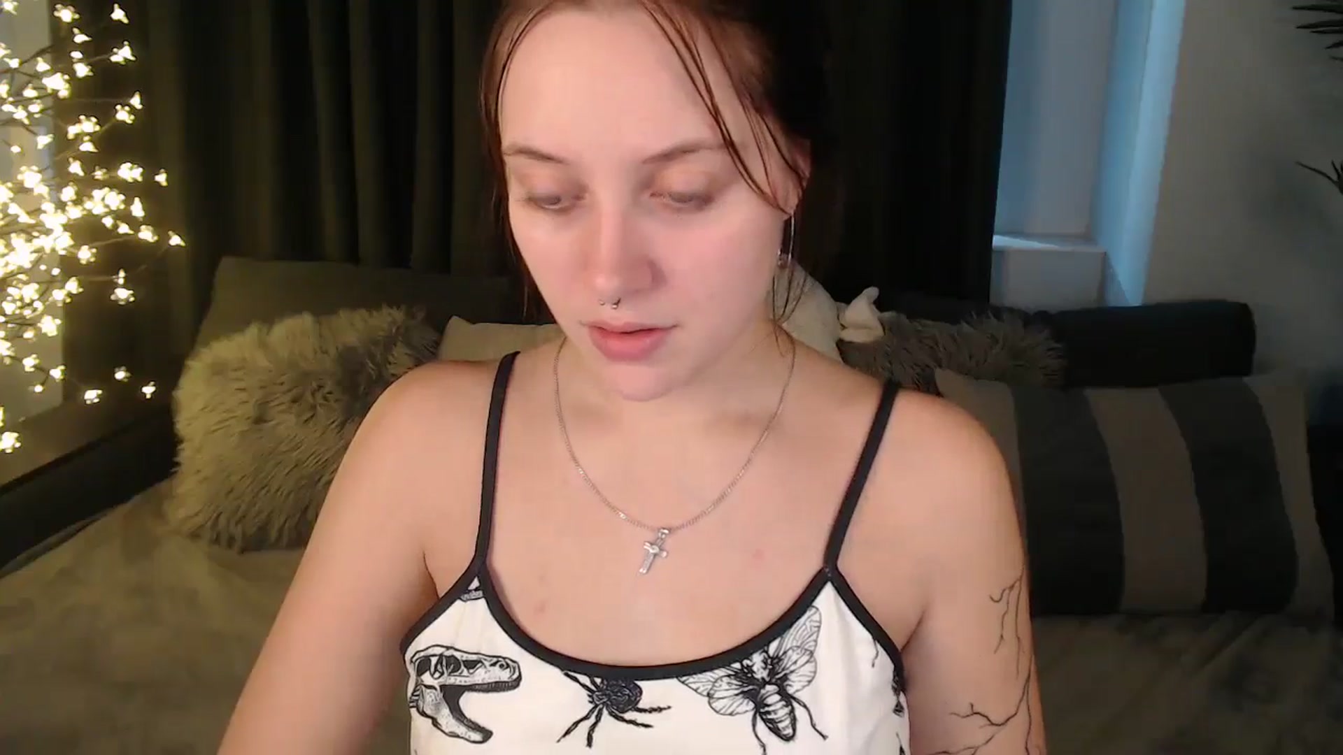 Gallery image thumbnail from SerenaSantos's myfreecams stream on, 10/04/2025, 13:30 image 3 of 20
