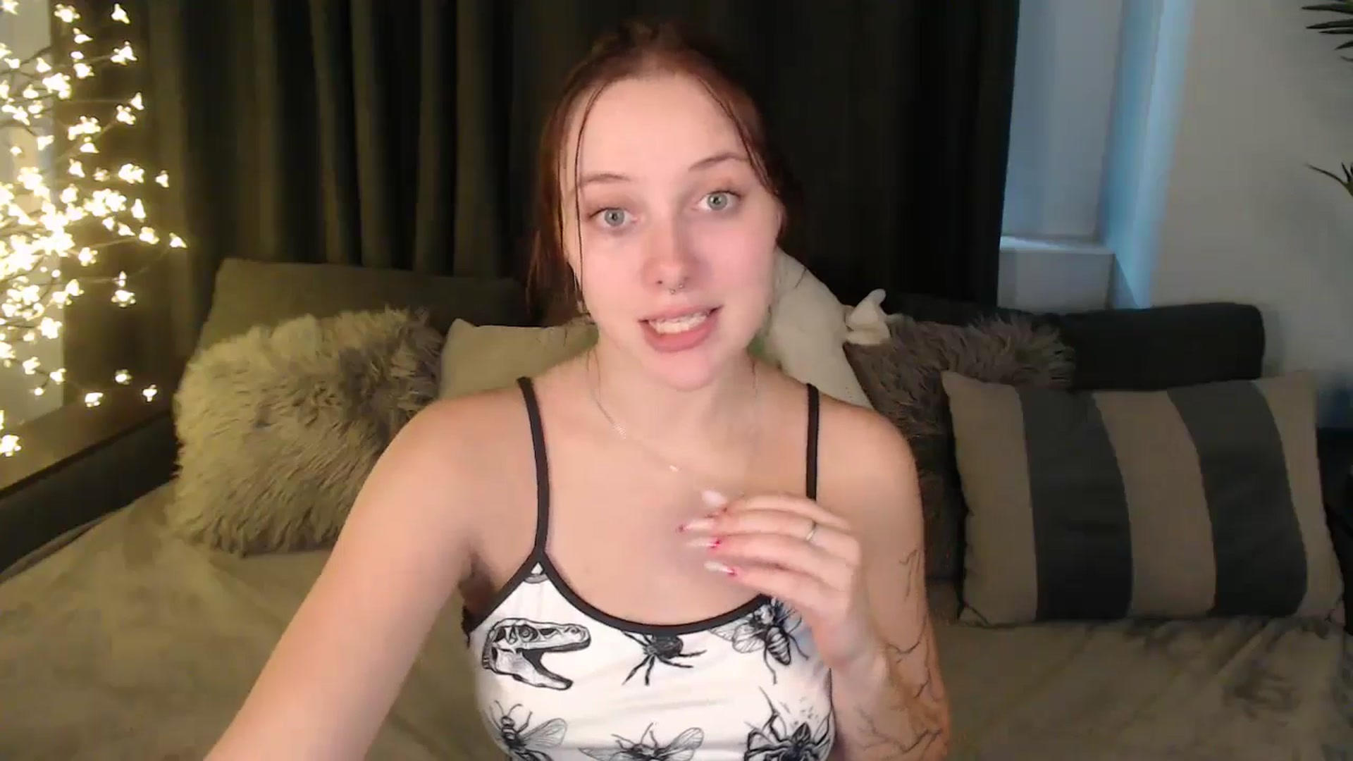 Gallery image thumbnail from SerenaSantos's myfreecams stream on, 10/04/2025, 13:30 image 8 of 20