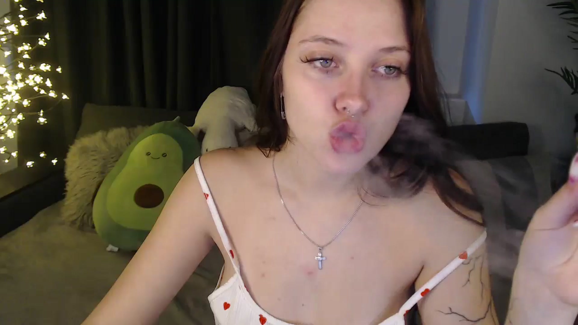 Gallery image thumbnail from SerenaSantos's myfreecams stream on, 10/05/2025, 12:08 image 3 of 20