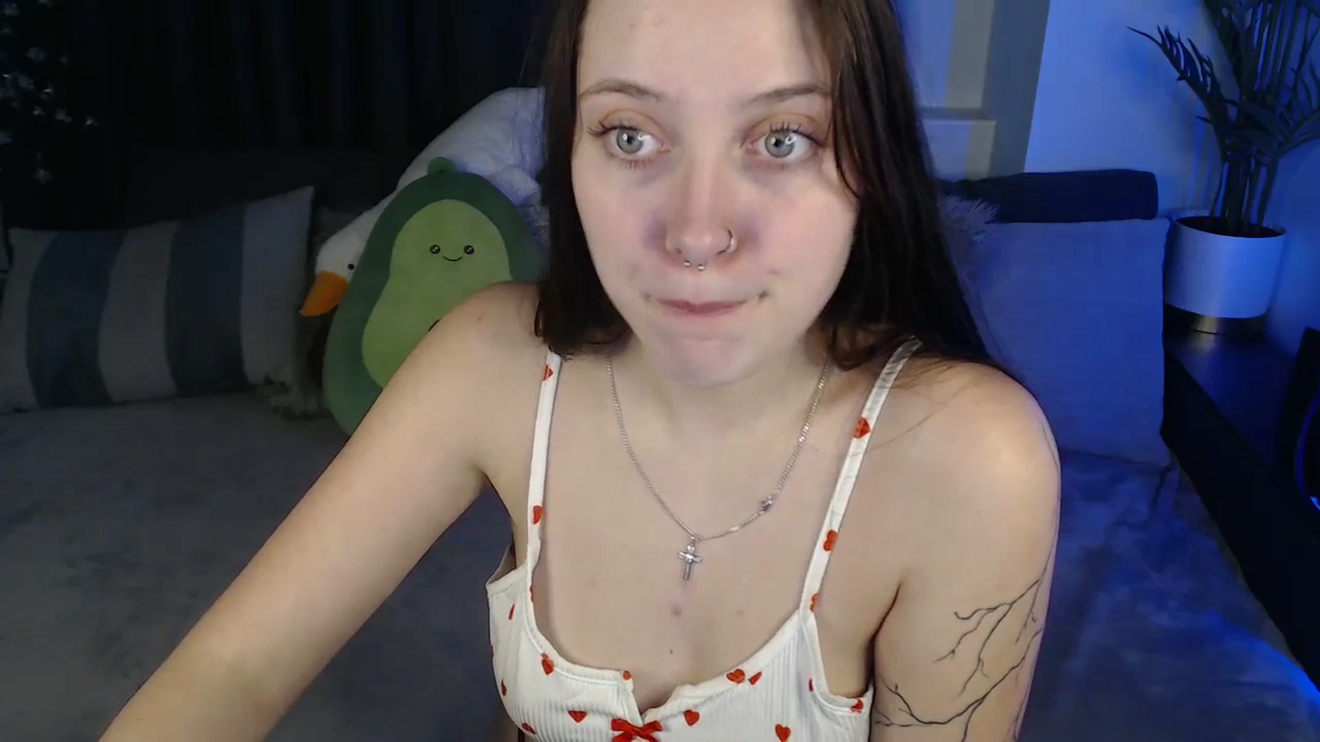 Gallery image thumbnail from SerenaSantos's myfreecams stream on, 10/19/2025, 13:59 image 17 of 20