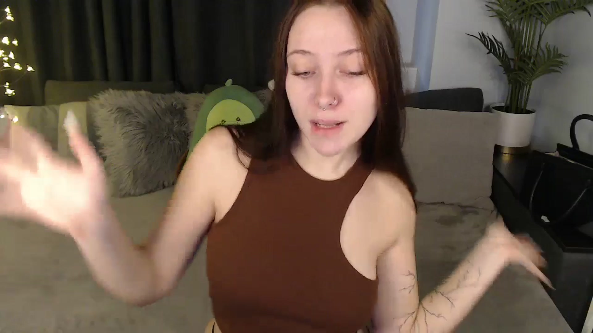Gallery image thumbnail from SerenaSantos's myfreecams stream on, 10/27/2025, 09:48 image 17 of 20