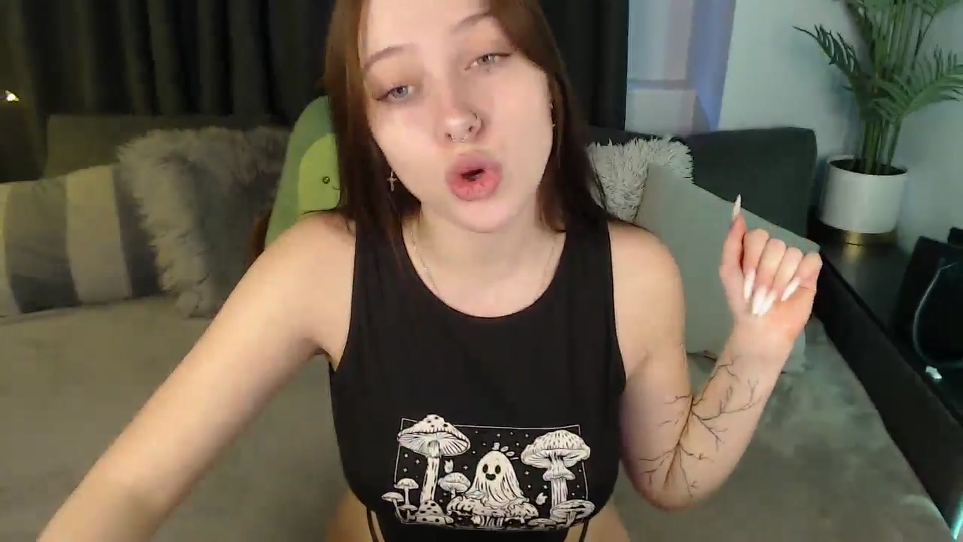Gallery image thumbnail from SerenaSantos's myfreecams stream on, 10/29/2025, 09:29 image 11 of 20