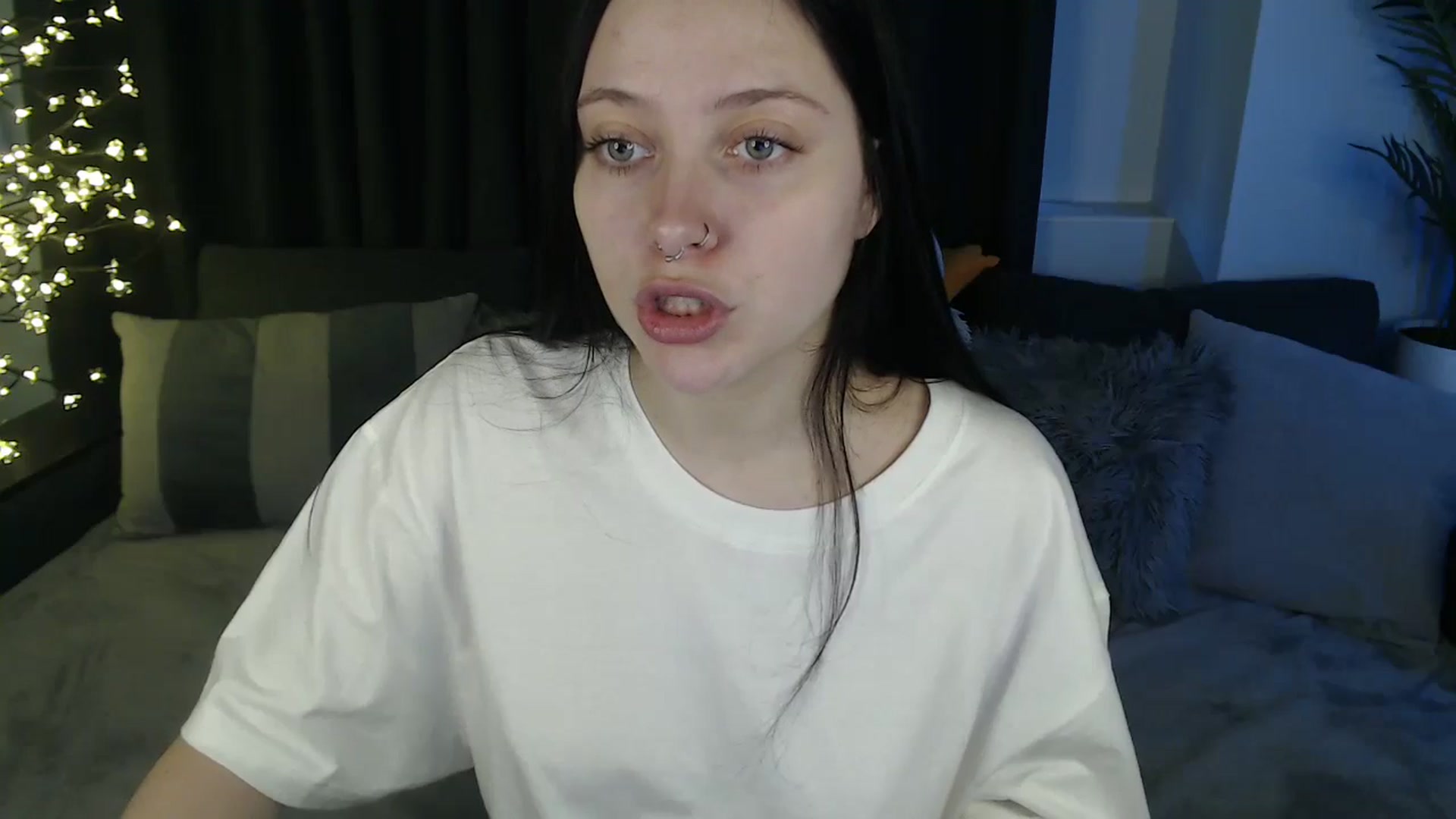 Gallery image thumbnail from SerenaSantos's myfreecams stream on, 11/02/2025, 11:32 image 7 of 20