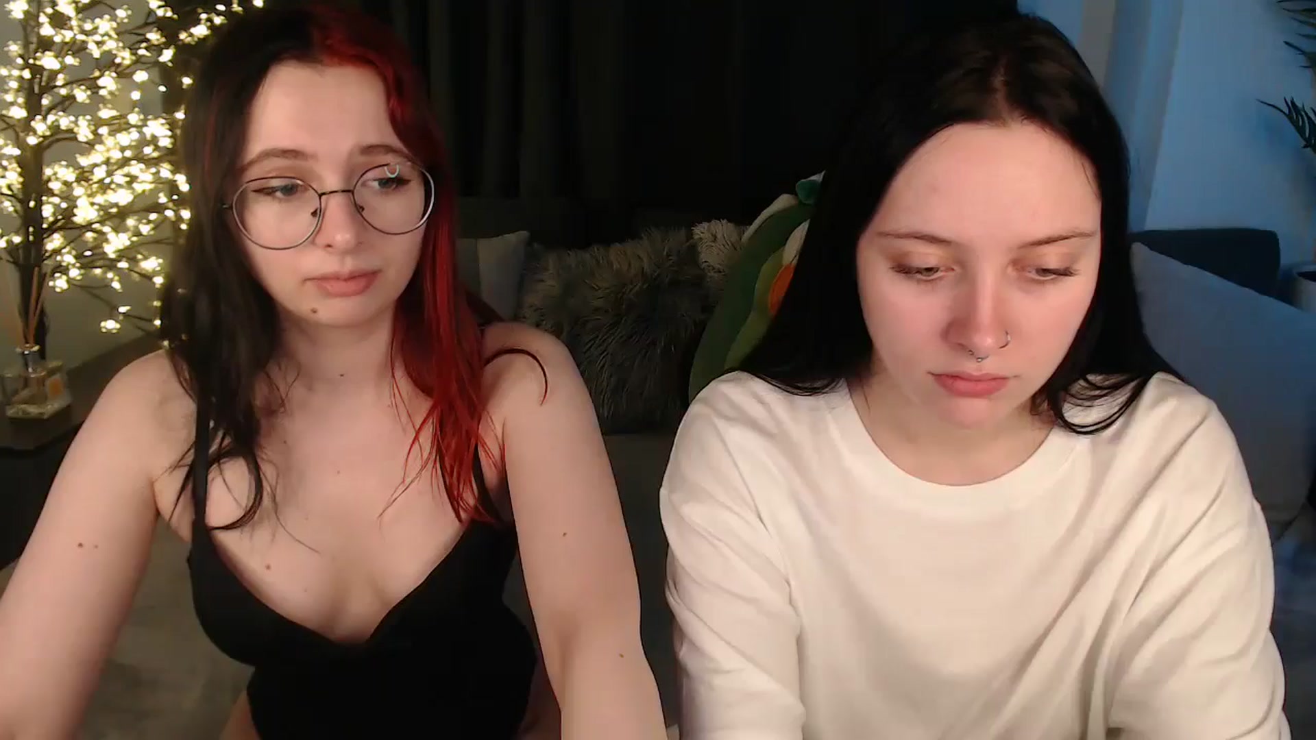 Gallery image thumbnail from SerenaSantos's myfreecams stream on, 11/02/2025, 13:12 image 1 of 20