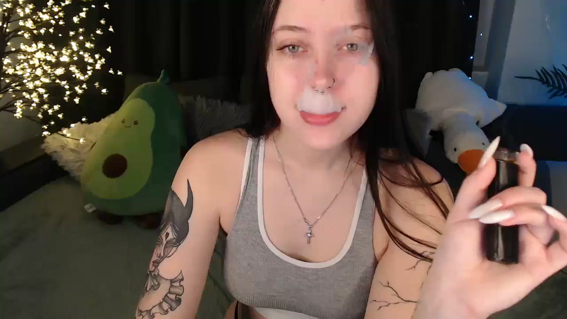 Gallery image thumbnail from SerenaSantos's myfreecams stream on, 12/10/2025, 09:54 image 17 of 20