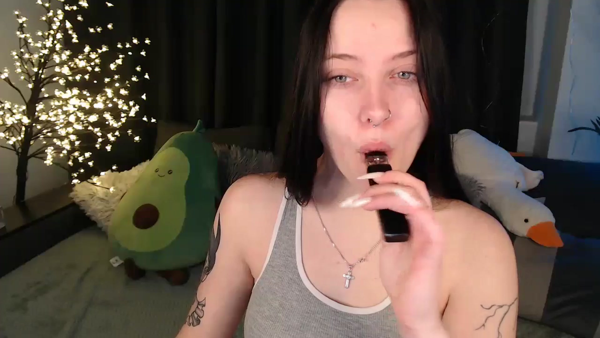 Gallery image thumbnail from SerenaSantos's myfreecams stream on, 12/10/2025, 10:16 image 11 of 20