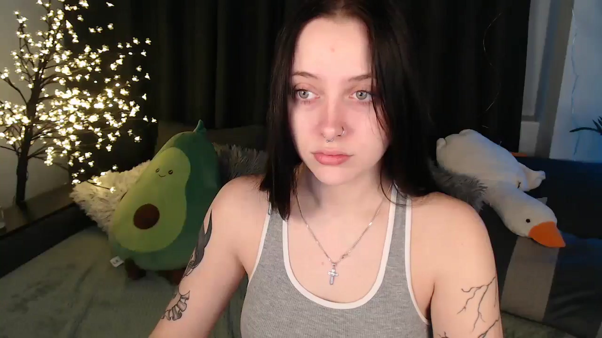 Gallery image thumbnail from SerenaSantos's myfreecams stream on, 12/10/2025, 10:16 image 14 of 20