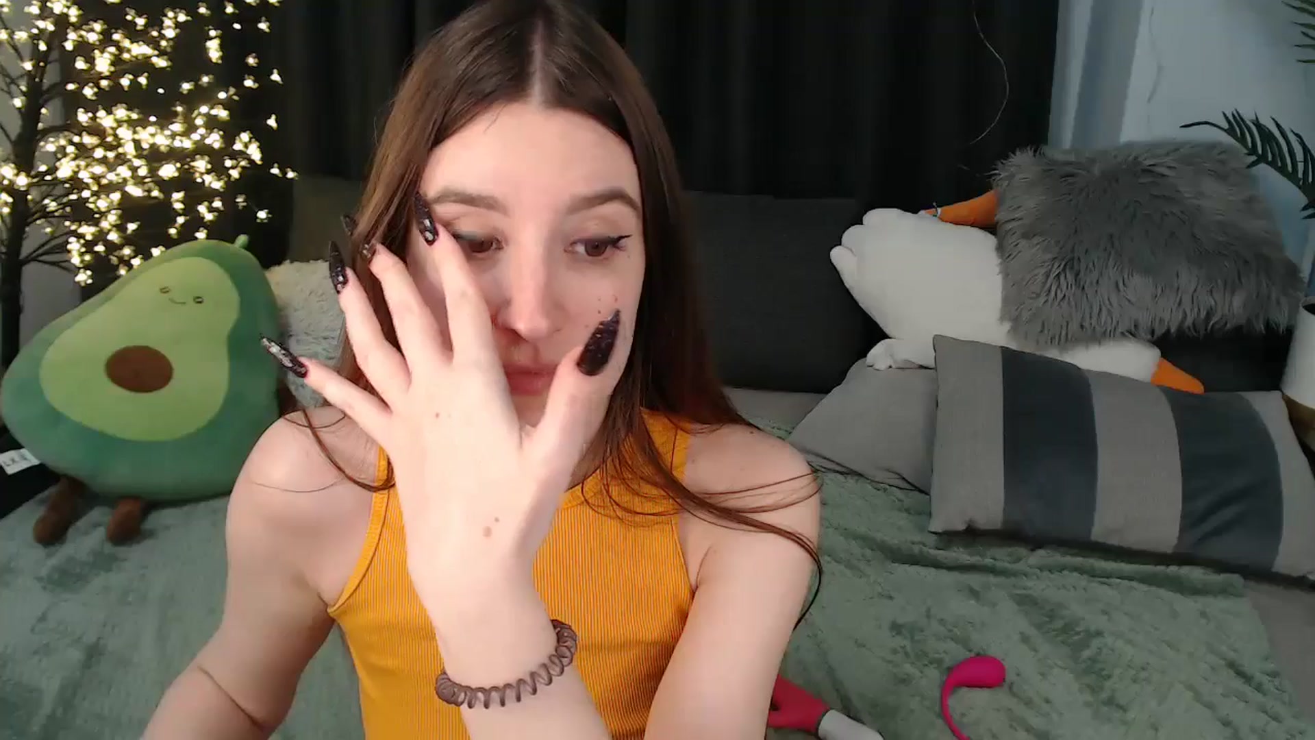 Gallery image thumbnail from SerenaSantos's myfreecams stream on, 12/10/2025, 13:53 image 3 of 20