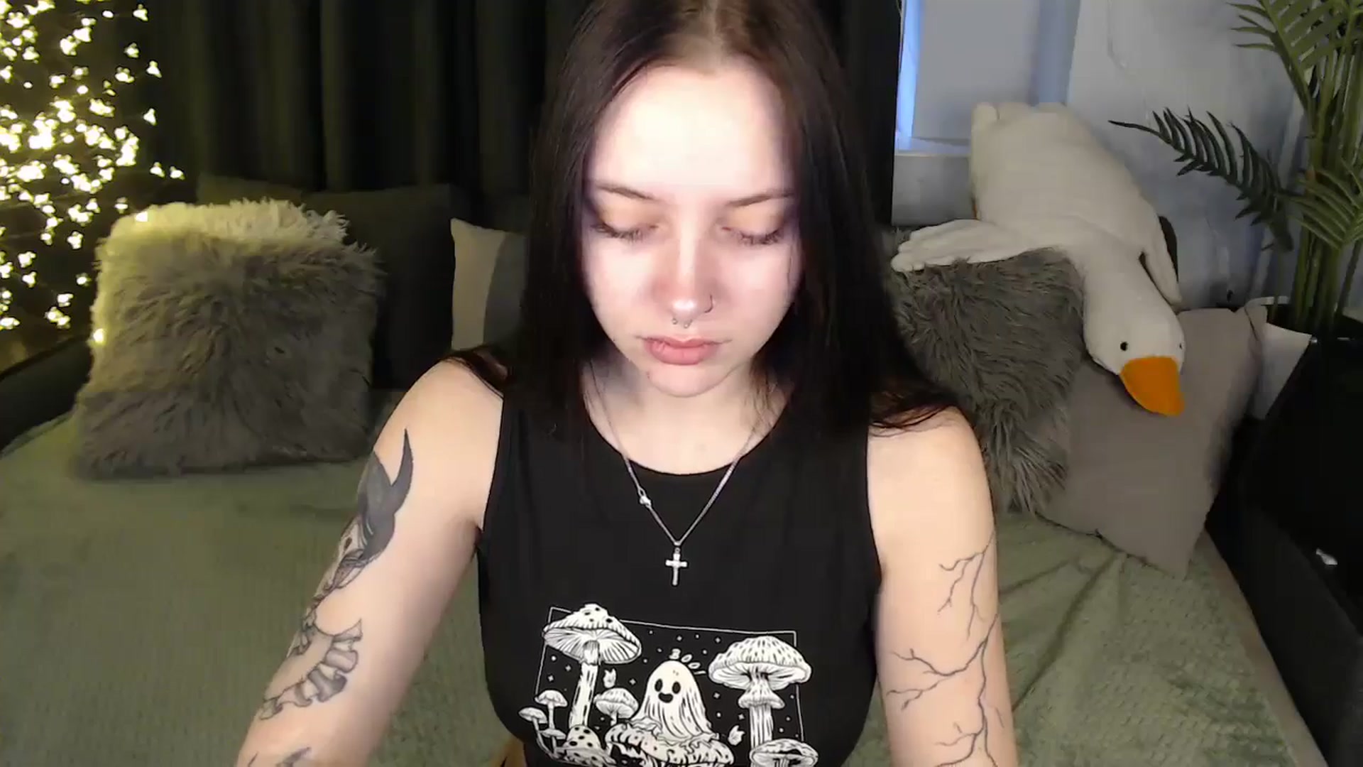 Gallery image thumbnail from SerenaSantos's myfreecams stream on, 12/19/2025, 09:57 image 3 of 20