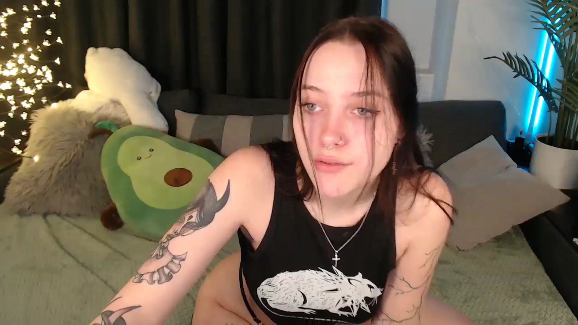 Gallery image thumbnail from SerenaSantos's myfreecams stream on, 12/24/2025, 10:19 image 19 of 20