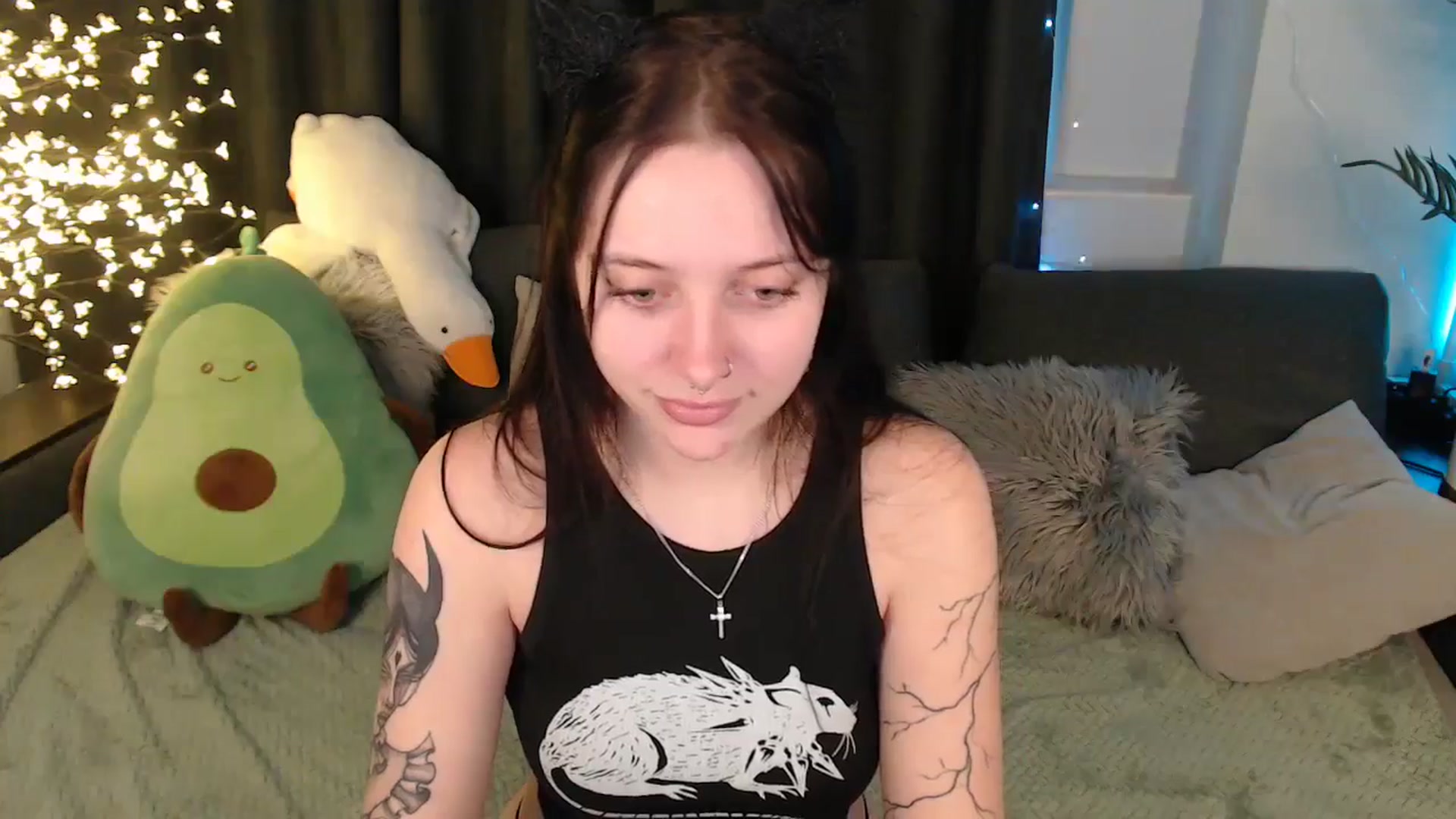 Gallery image thumbnail from SerenaSantos's myfreecams stream on, 12/24/2025, 13:20 image 14 of 20
