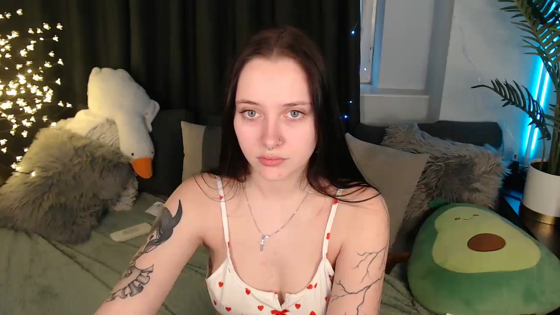 Gallery image thumbnail from SerenaSantos's myfreecams stream on, 12/26/2025, 13:14 image 8 of 20