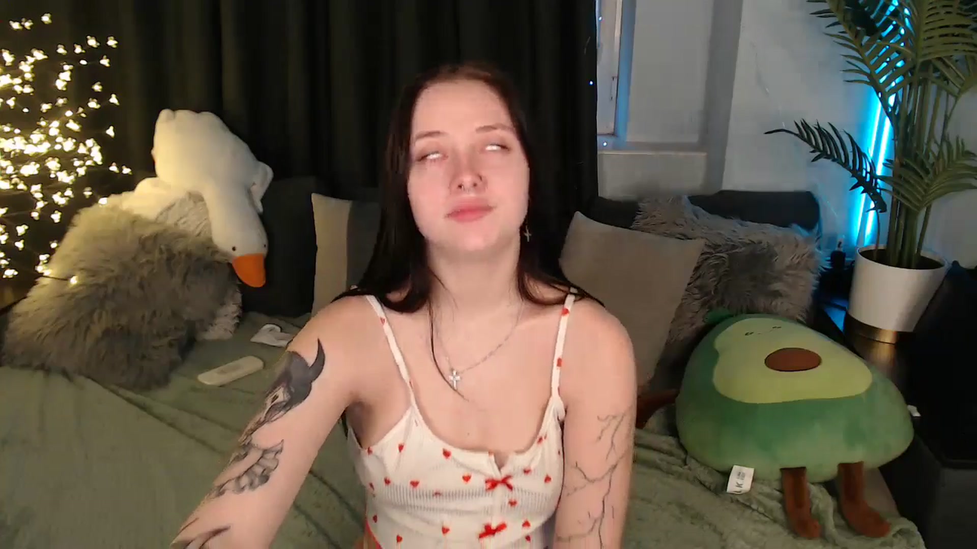 Gallery image thumbnail from SerenaSantos's myfreecams stream on, 12/26/2025, 13:14 image 2 of 20