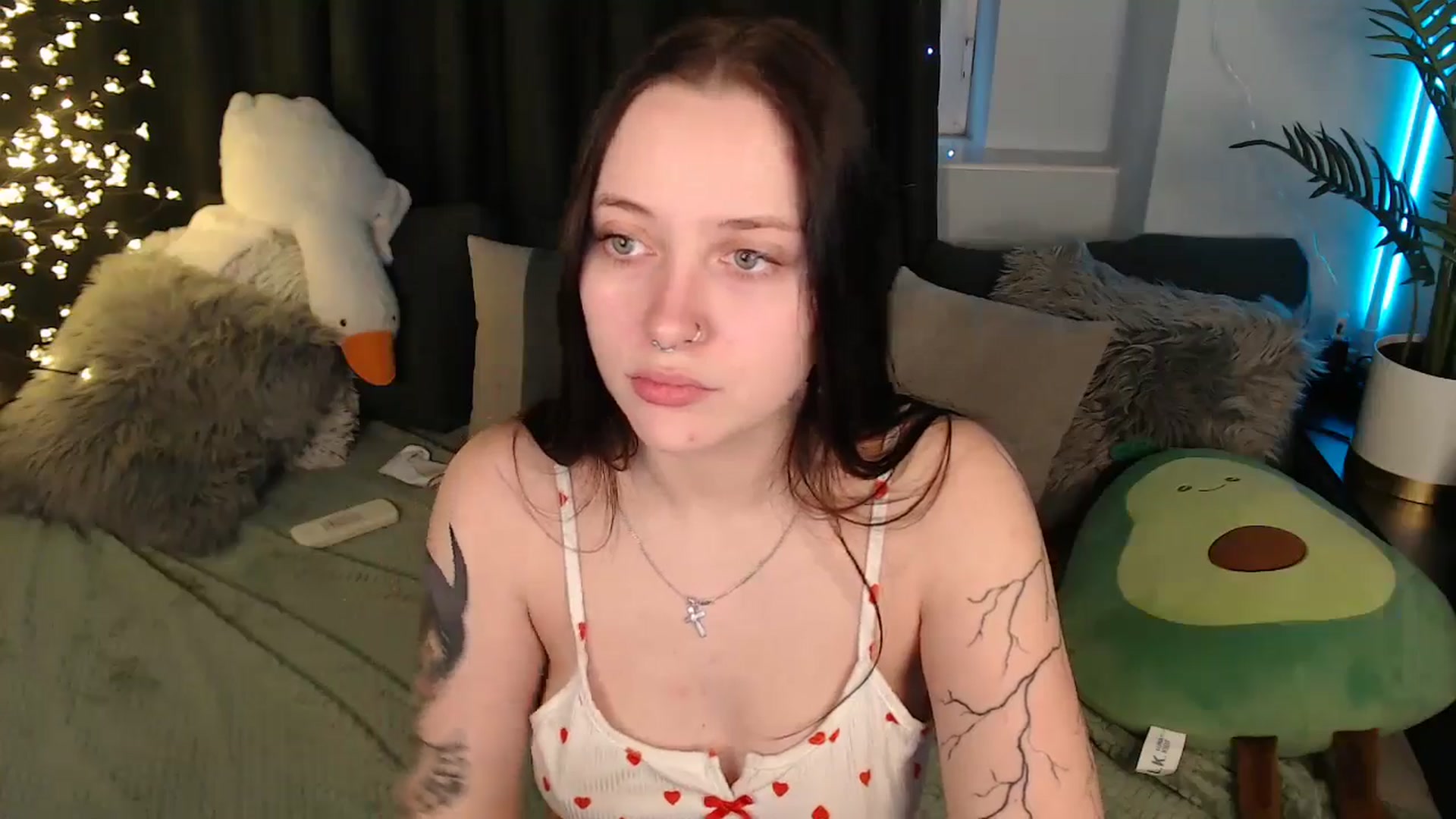 Gallery image thumbnail from SerenaSantos's myfreecams stream on, 12/26/2025, 13:14 image 14 of 20