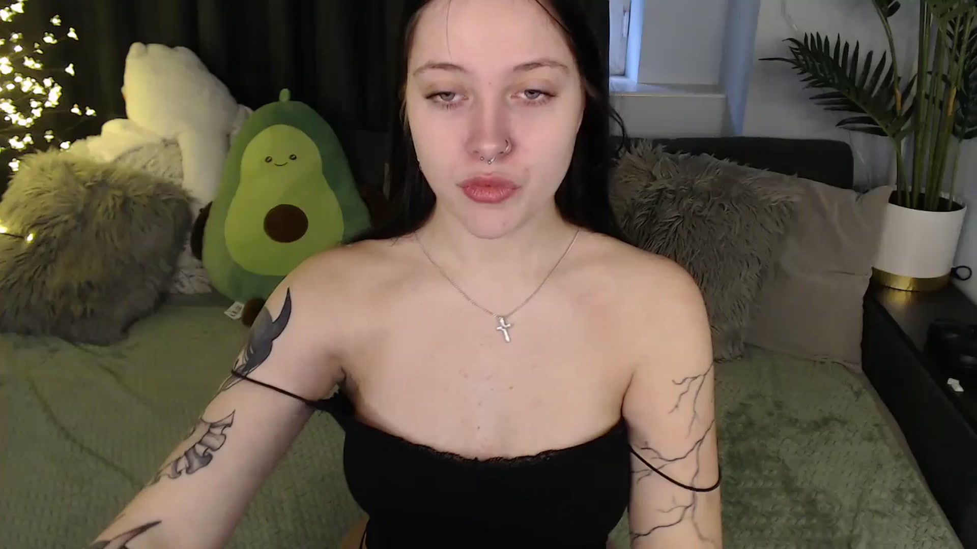 Gallery image thumbnail from SerenaSantos's myfreecams stream on, 12/28/2025, 09:52 image 20 of 20