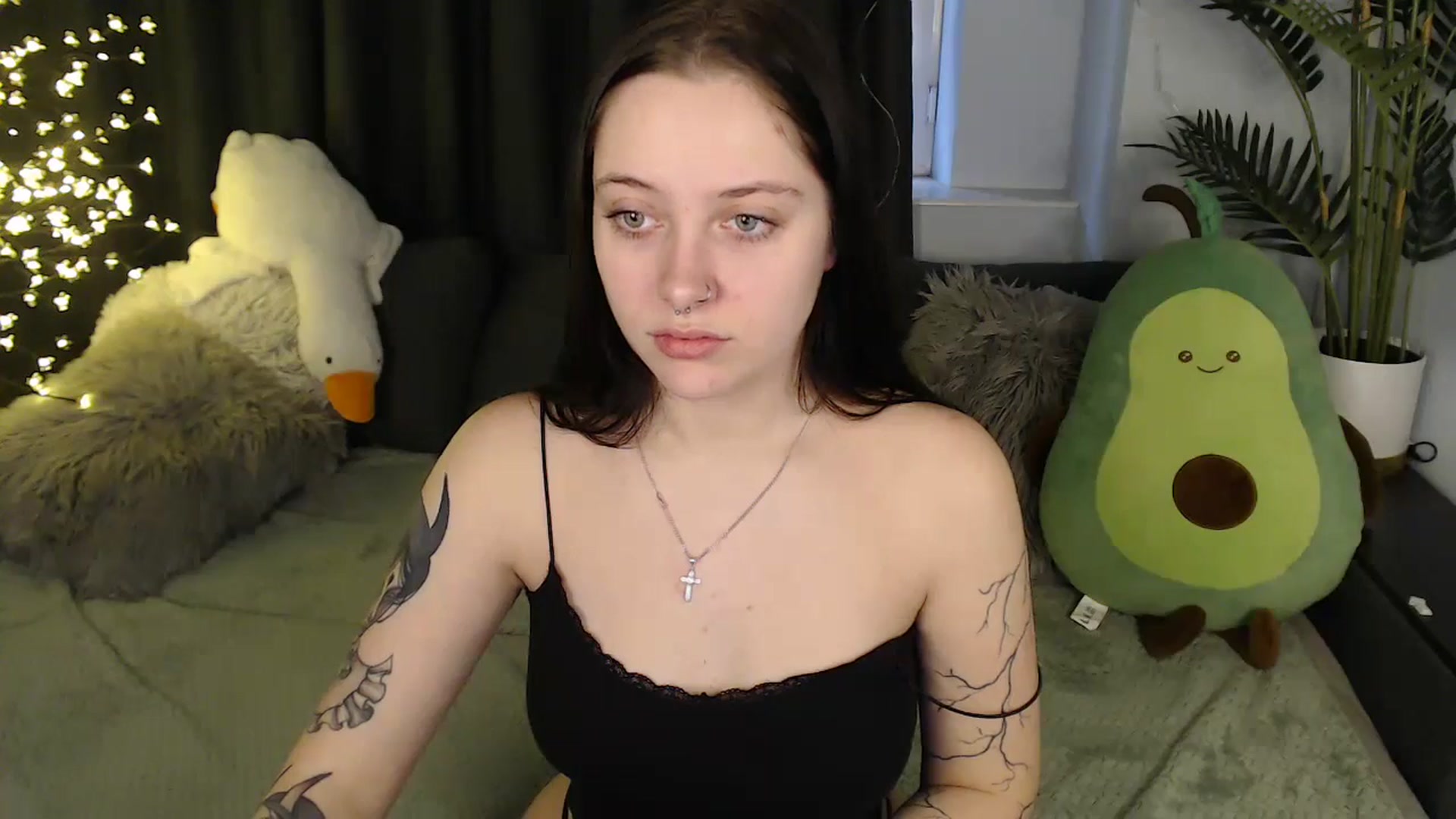 Gallery image thumbnail from SerenaSantos's myfreecams stream on, 12/28/2025, 12:03 image 3 of 20