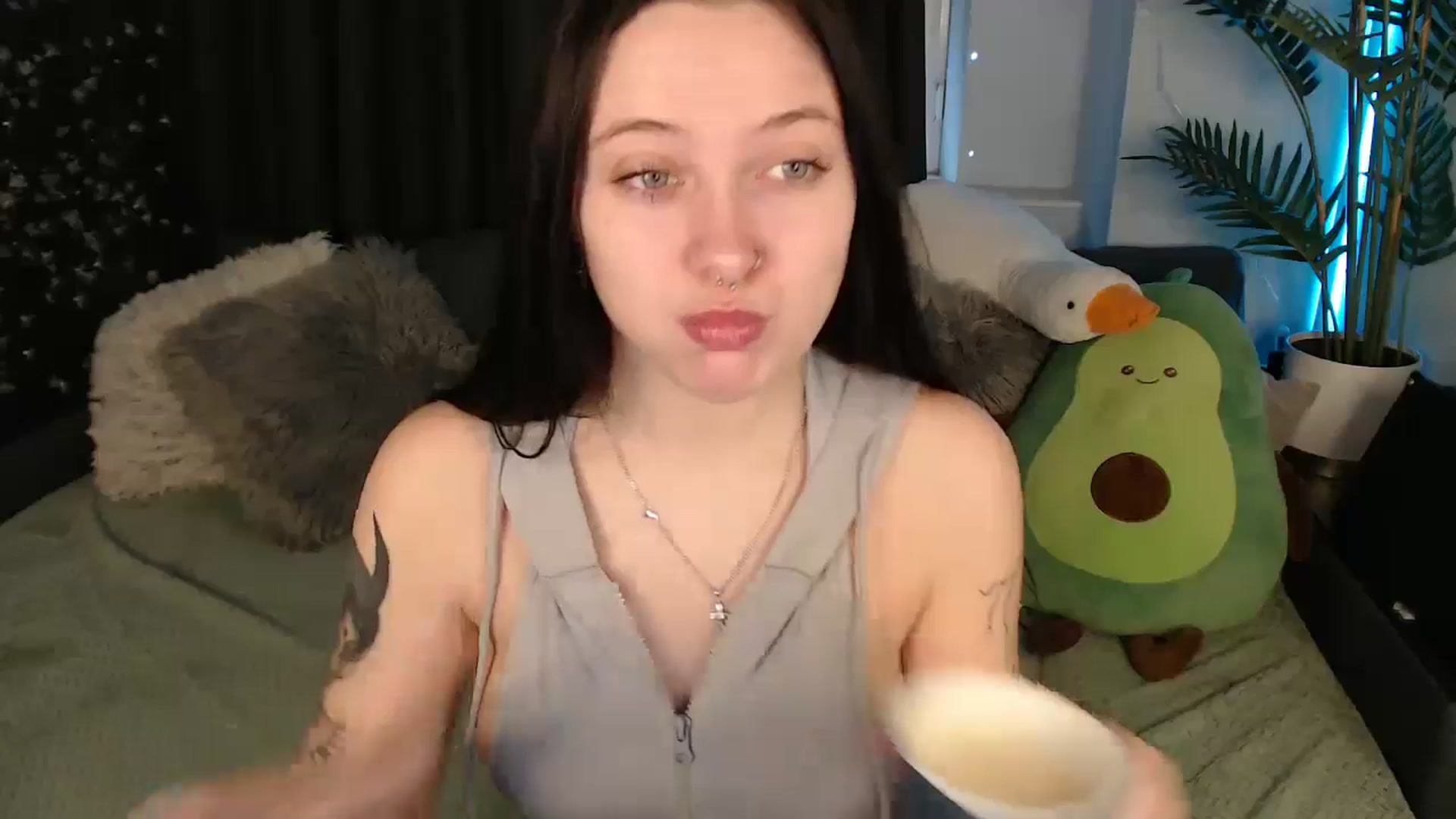 Gallery image thumbnail from SerenaSantos's myfreecams stream on, 01/05/2026, 09:30 image 10 of 20