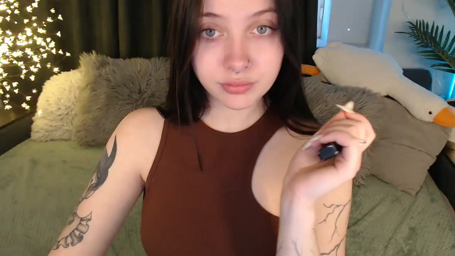 Gallery image thumbnail from SerenaSantos's myfreecams stream on, 01/06/2026, 10:18 image 15 of 20