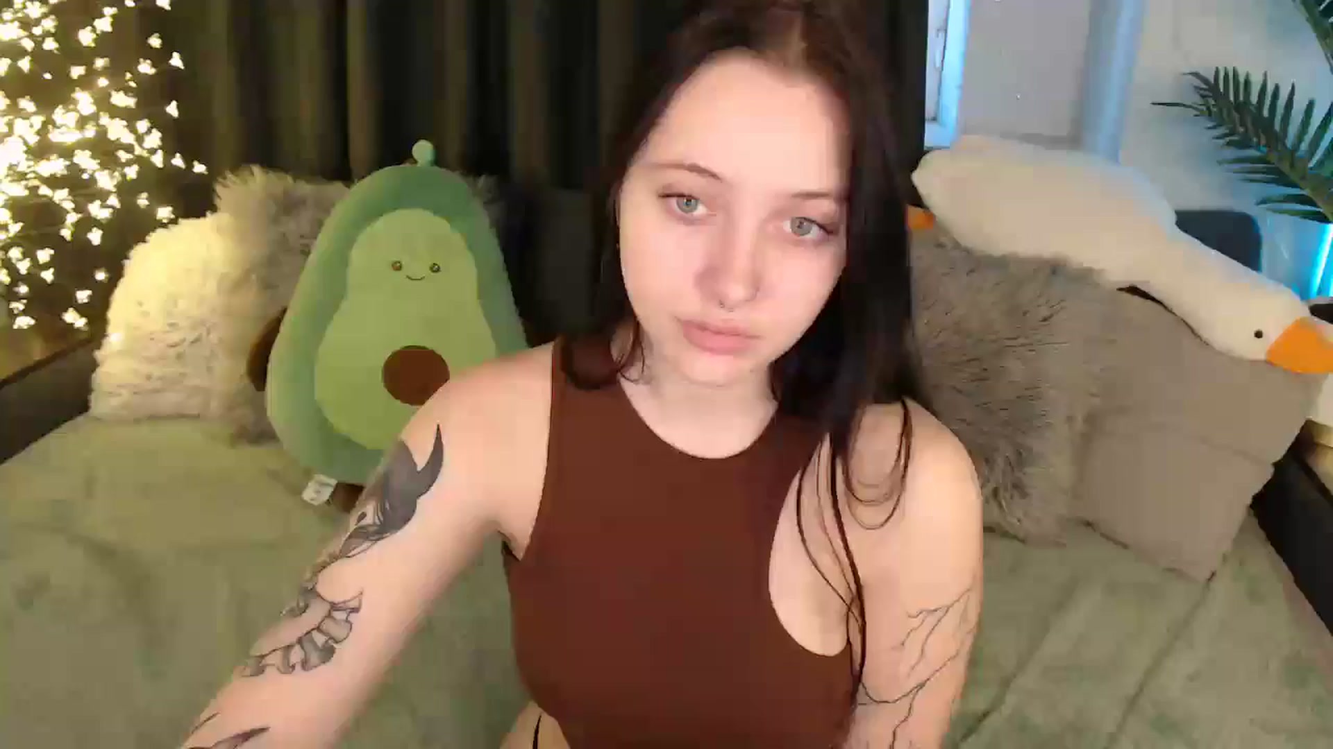 Gallery image thumbnail from SerenaSantos's myfreecams stream on, 01/06/2026, 10:52 image 9 of 20