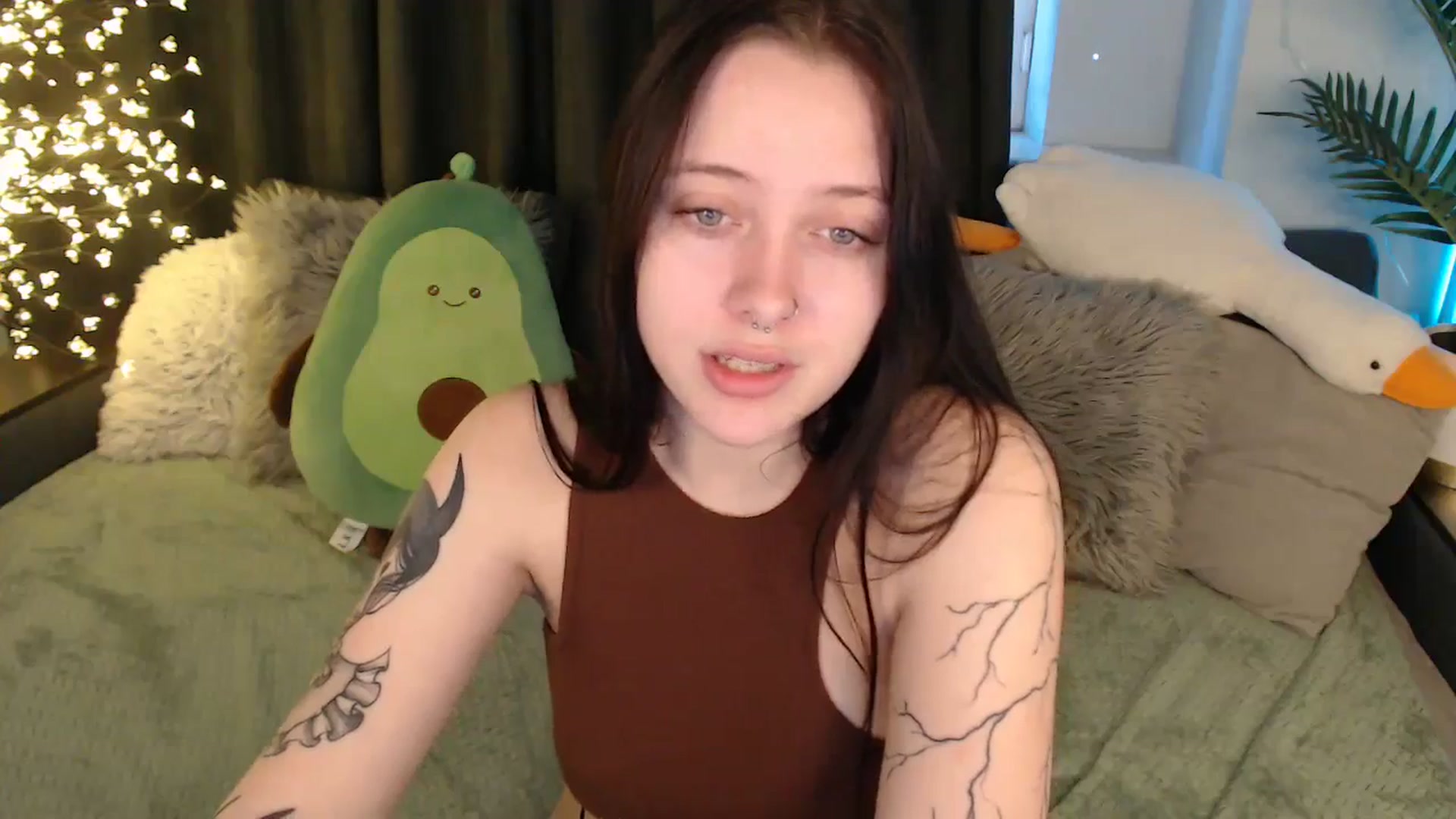 Gallery image thumbnail from SerenaSantos's myfreecams stream on, 01/06/2026, 10:52 image 8 of 20