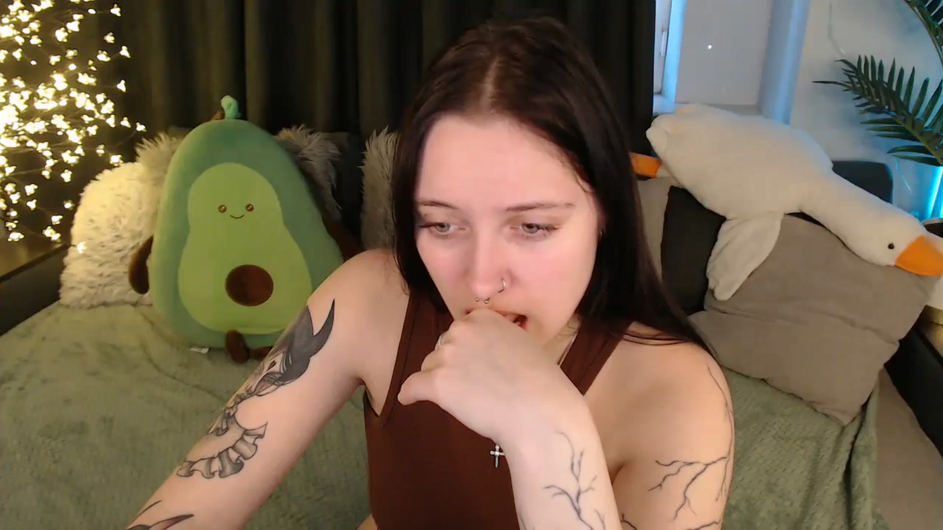 Gallery image thumbnail from SerenaSantos's myfreecams stream on, 01/06/2026, 12:03 image 14 of 20