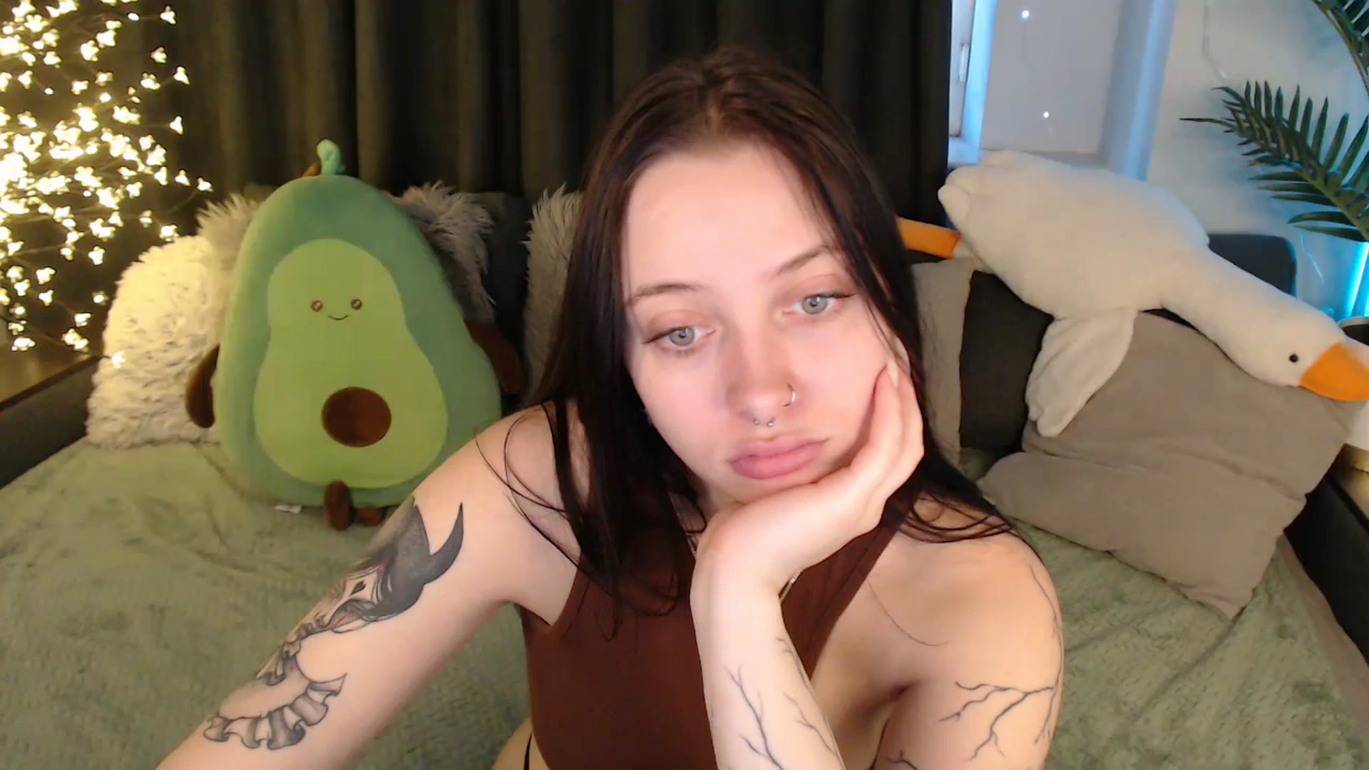 Gallery image thumbnail from SerenaSantos's myfreecams stream on, 01/06/2026, 12:03 image 7 of 20