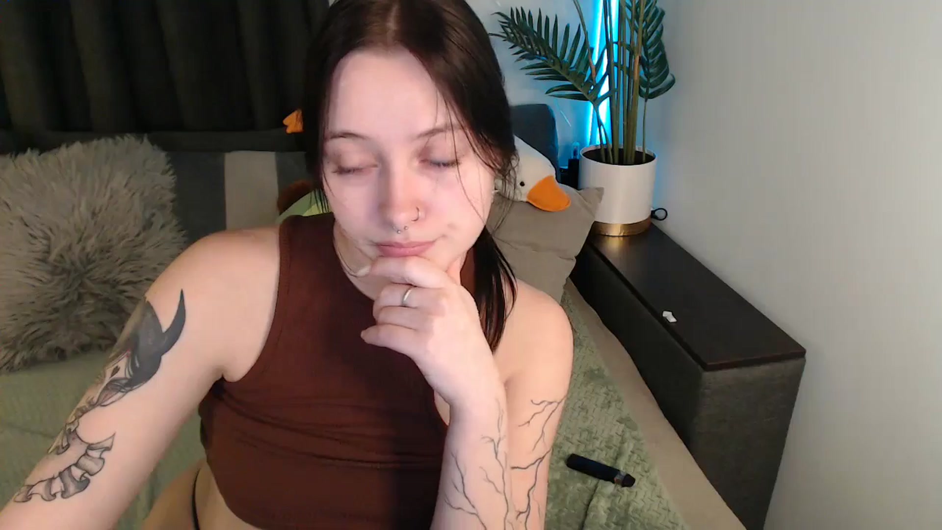 Gallery image thumbnail from SerenaSantos's myfreecams stream on, 01/06/2026, 14:36 image 13 of 20