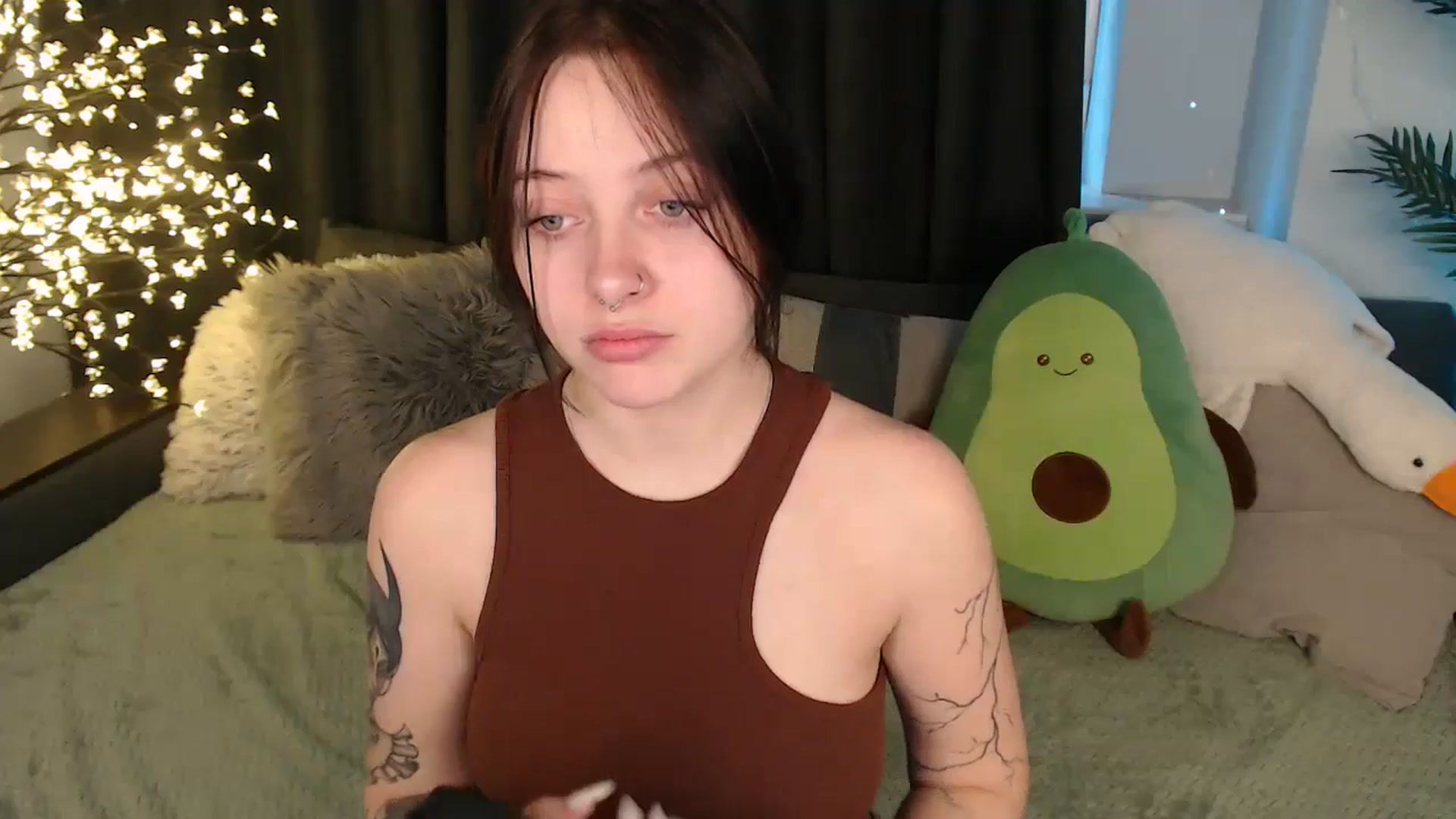 Gallery image thumbnail from SerenaSantos's myfreecams stream on, 01/07/2026, 12:08 image 14 of 20