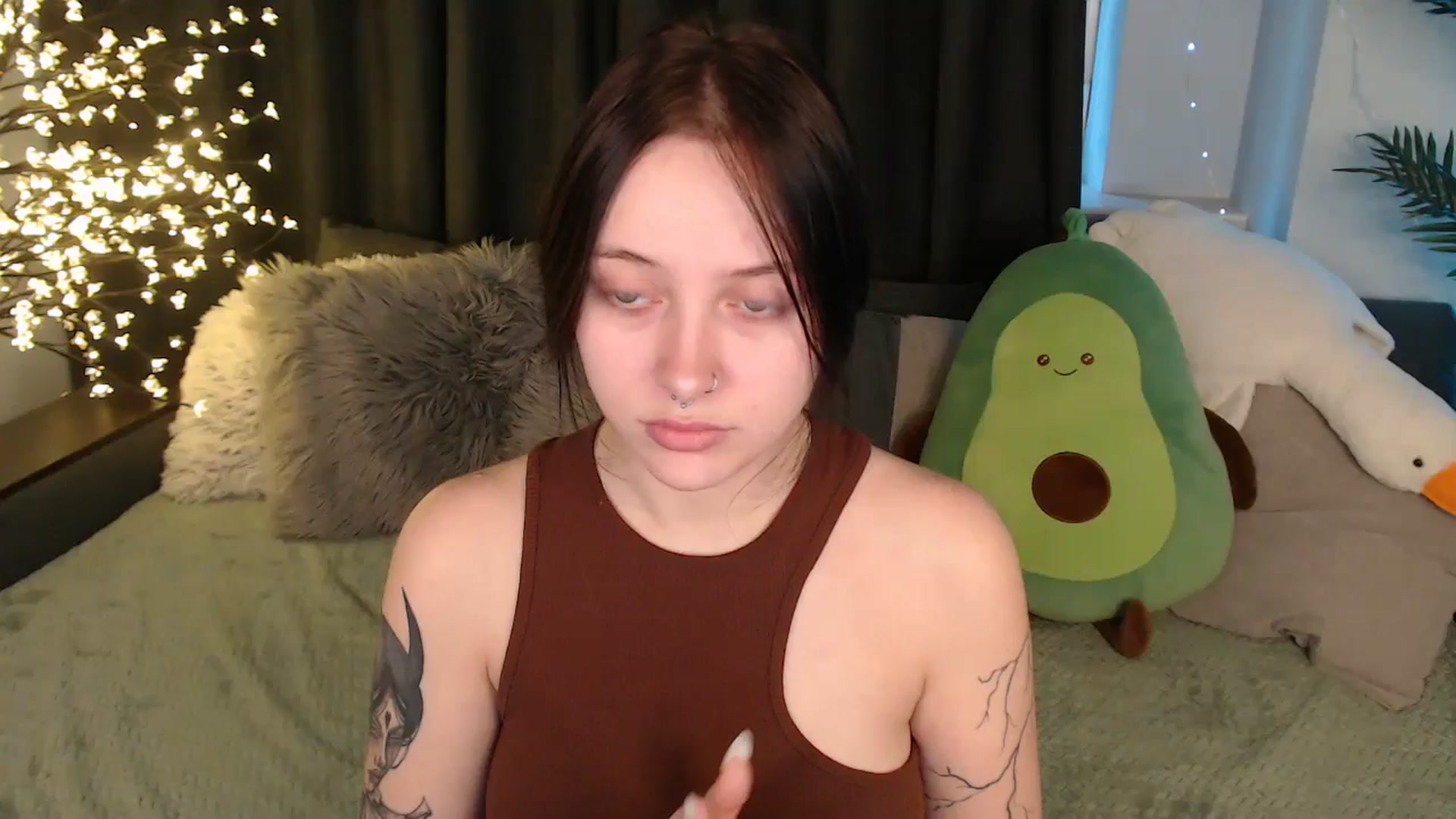 Gallery image thumbnail from SerenaSantos's myfreecams stream on, 01/07/2026, 12:08 image 1 of 20