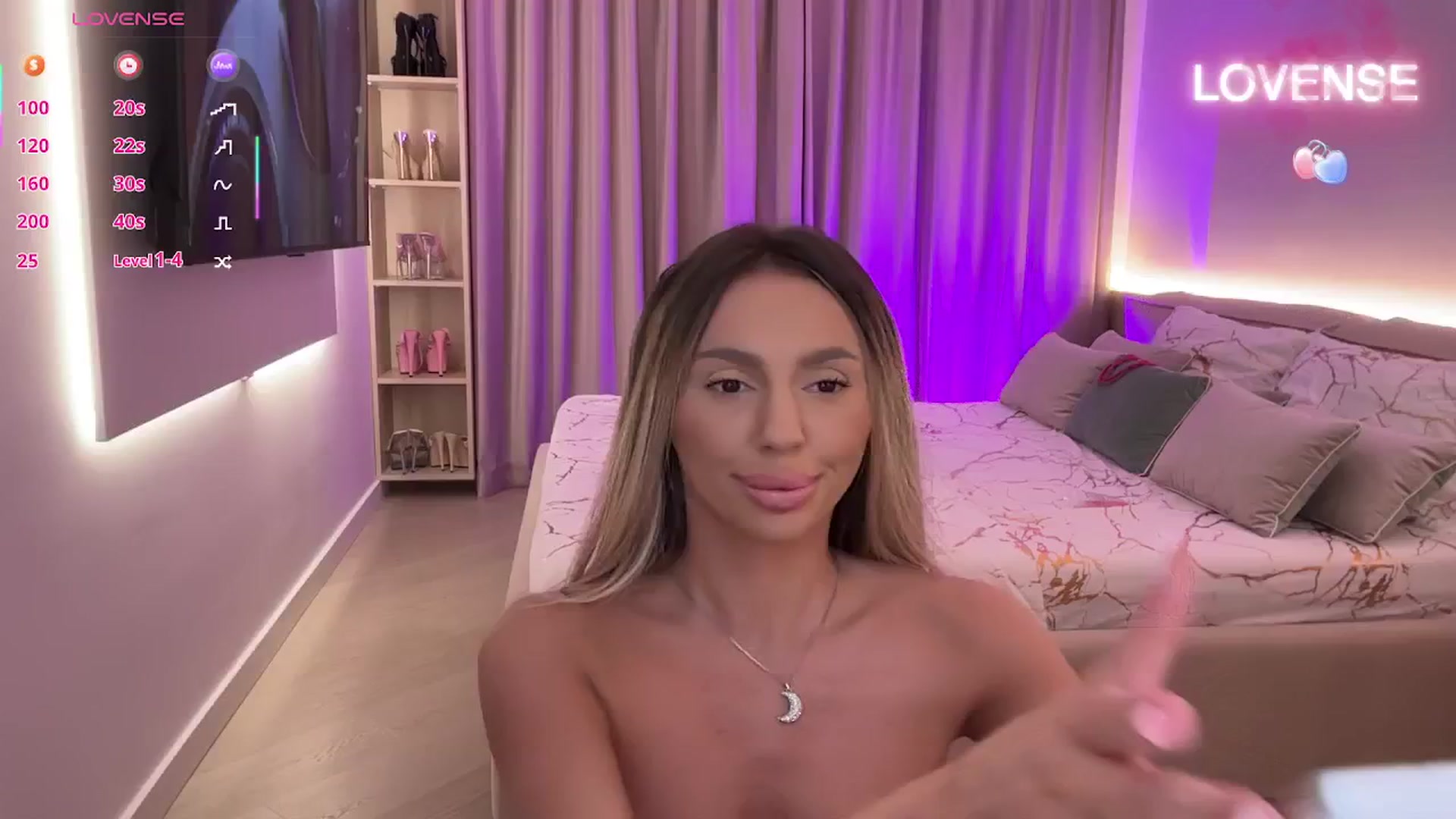Gallery image thumbnail from Serena_Devine's myfreecams stream on, 07/01/2025, 24:41 image 6 of 20