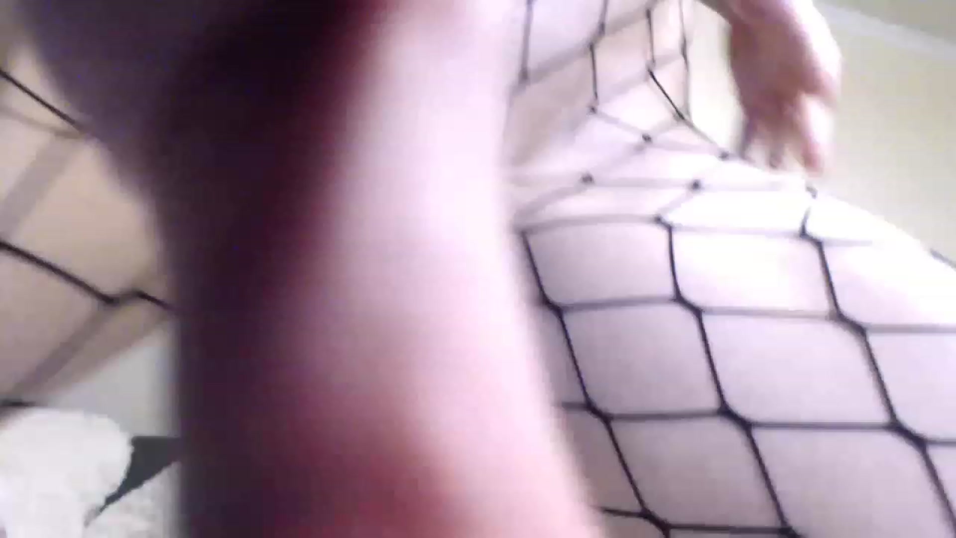 Gallery image thumbnail from Serena_Kiss's myfreecams stream on, 12/12/2022, 19:28 image 12 of 20