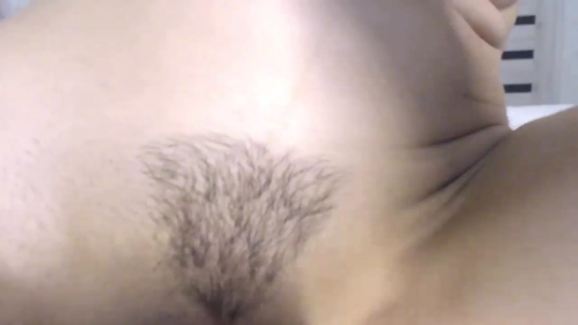 Gallery image thumbnail from Serena_Kiss's myfreecams stream on, 08/20/2023, 19:41 image 14 of 20