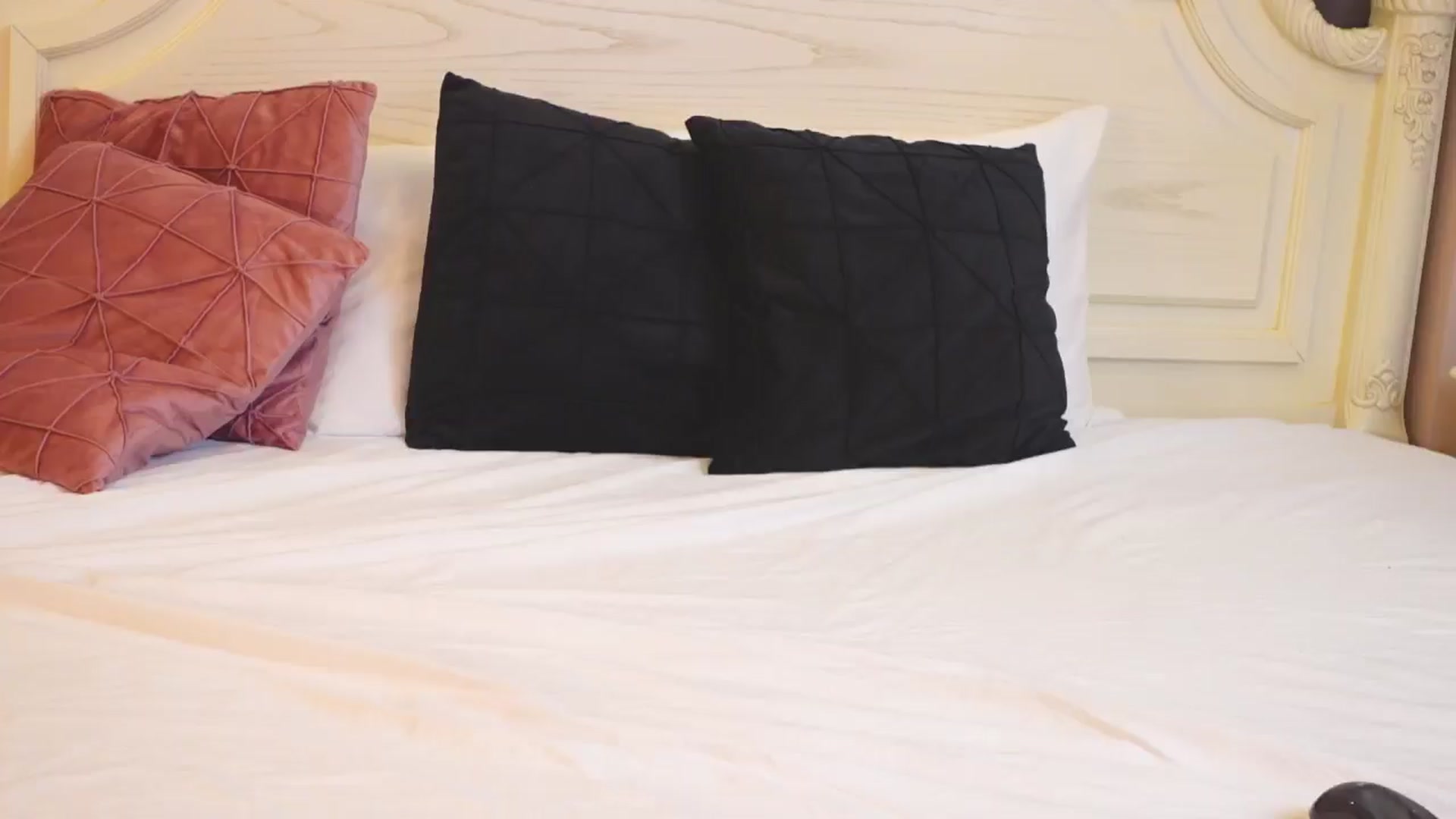 Gallery image thumbnail from Serena_Olsen's myfreecams stream on, 01/31/2025, 24:02 image 10 of 20