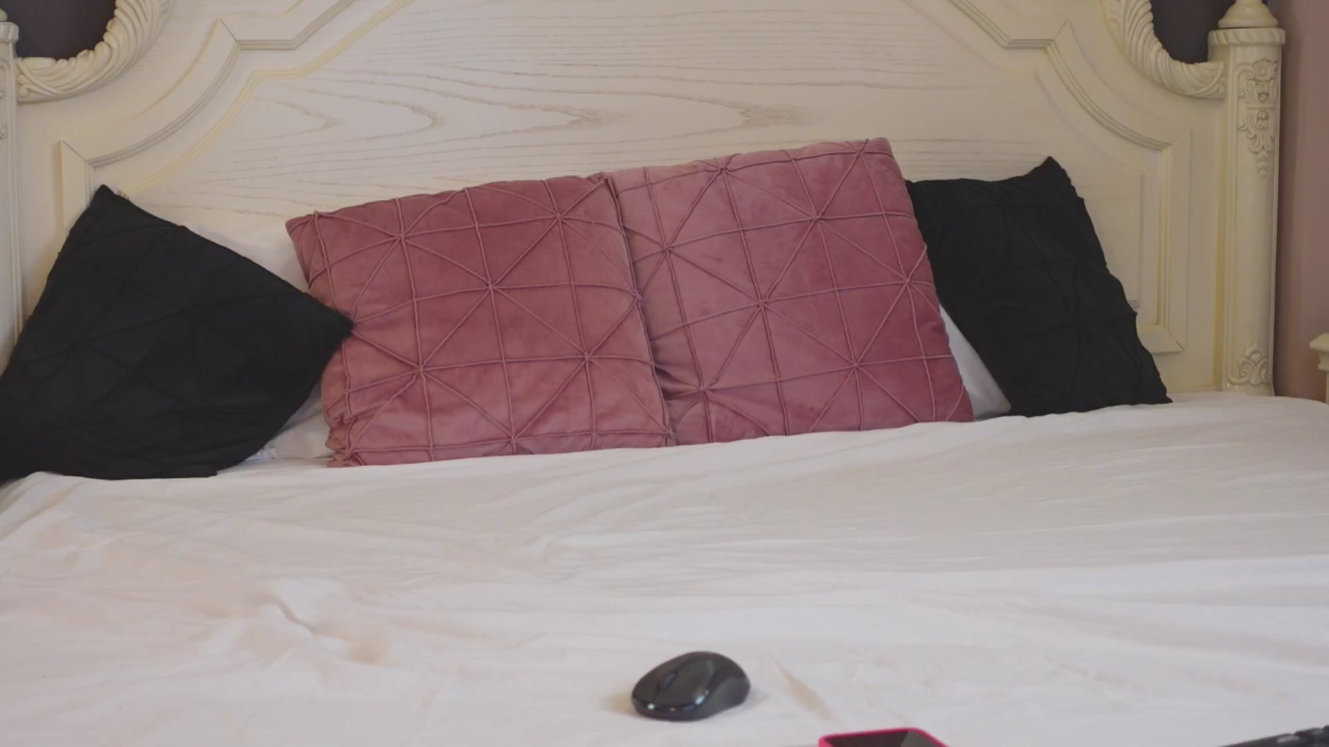 Gallery image thumbnail from Serena_Olsen's myfreecams stream on, 03/14/2025, 07:53 image 19 of 20