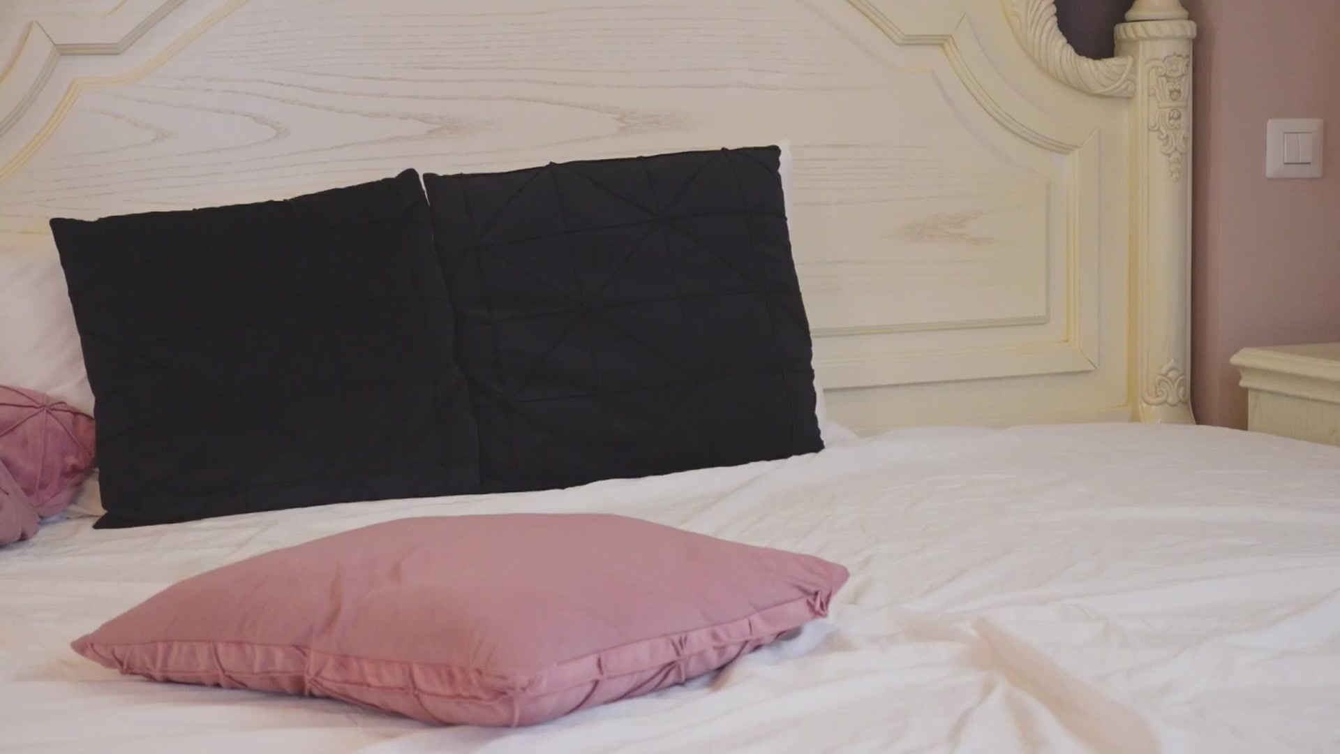 Gallery image thumbnail from Serena_Olsen's myfreecams stream on, 03/19/2025, 11:49 image 14 of 20