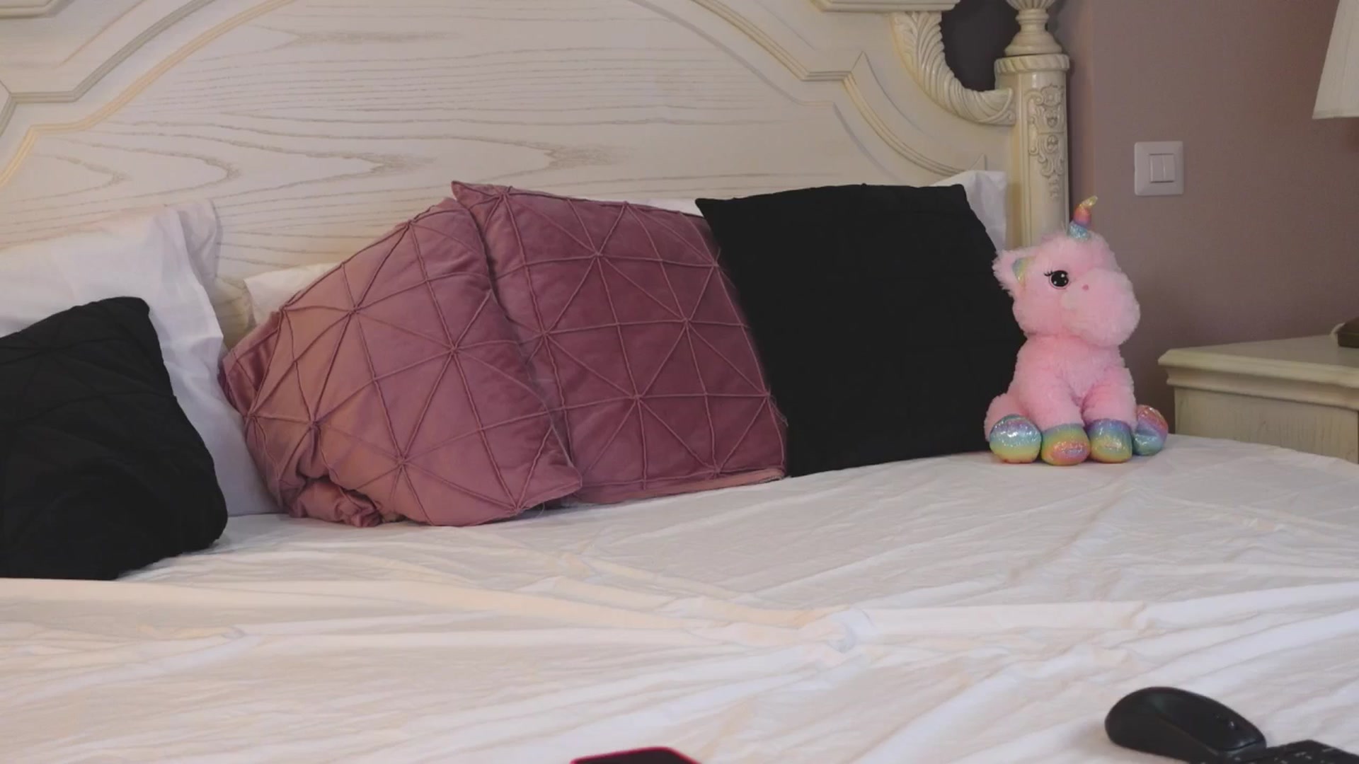 Gallery image thumbnail from Serena_Olsen's myfreecams stream on, 05/02/2025, 22:13 image 17 of 20
