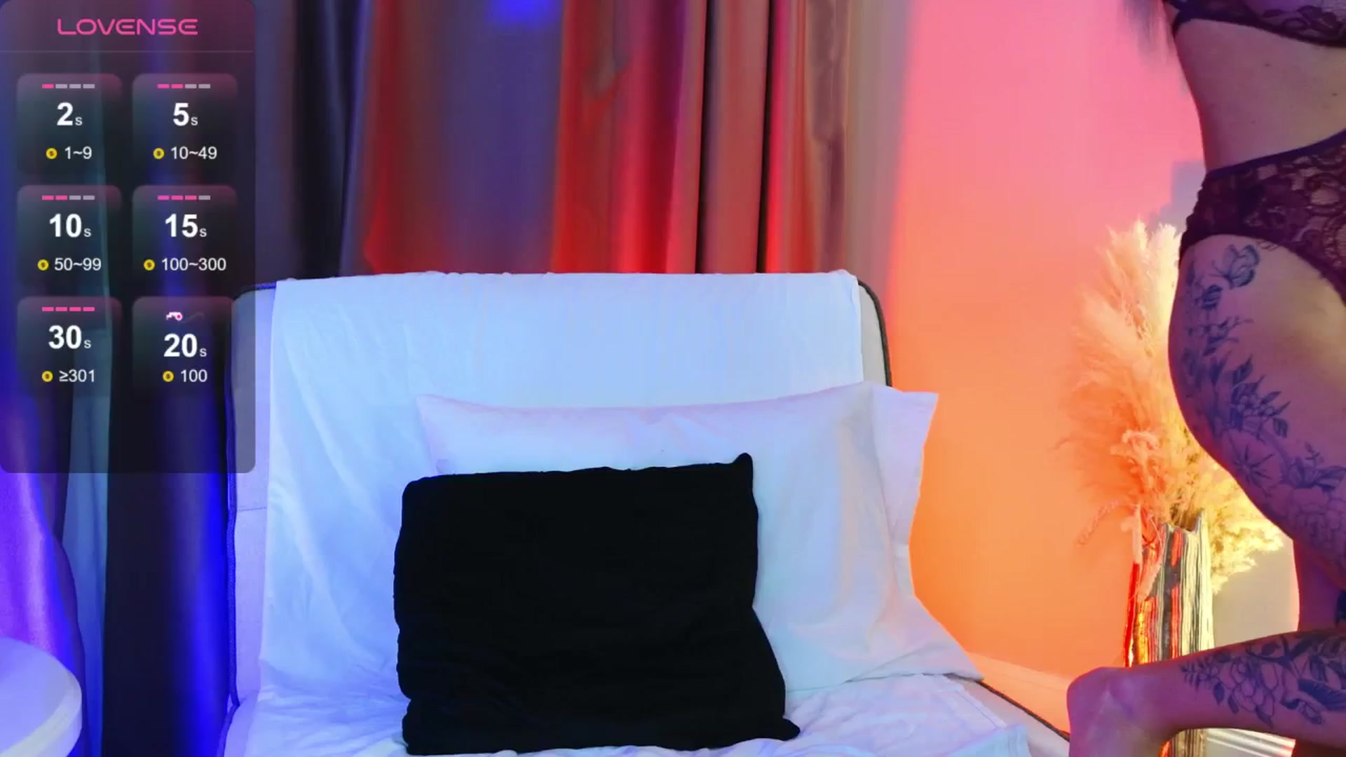 Gallery image thumbnail from Serena_Olsen's myfreecams stream on, 07/13/2025, 22:18 image 1 of 20
