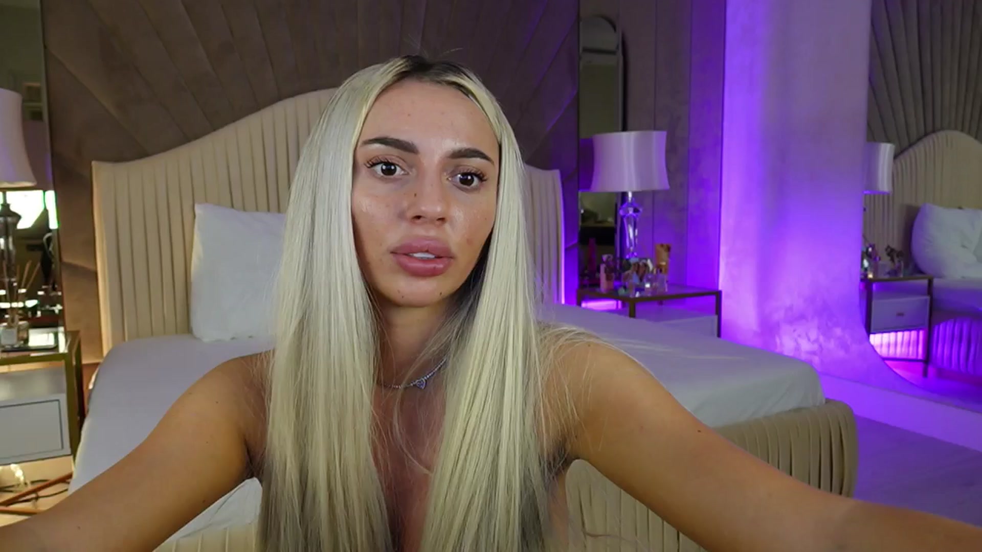 Gallery image thumbnail from Serena_Ramona's myfreecams stream on, 11/17/2024, 05:41 image 12 of 20