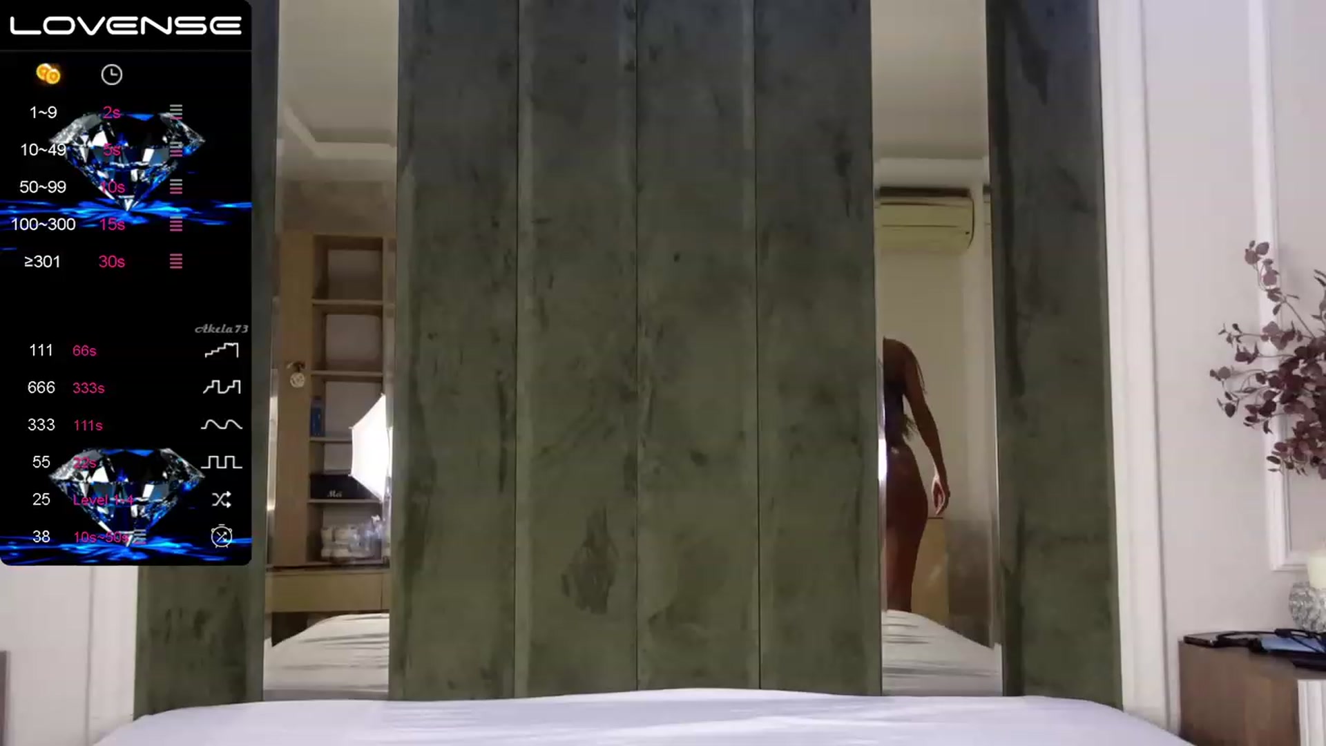 Gallery image thumbnail from Serene_Brown's myfreecams stream on, 03/22/2023, 19:33 image 13 of 20
