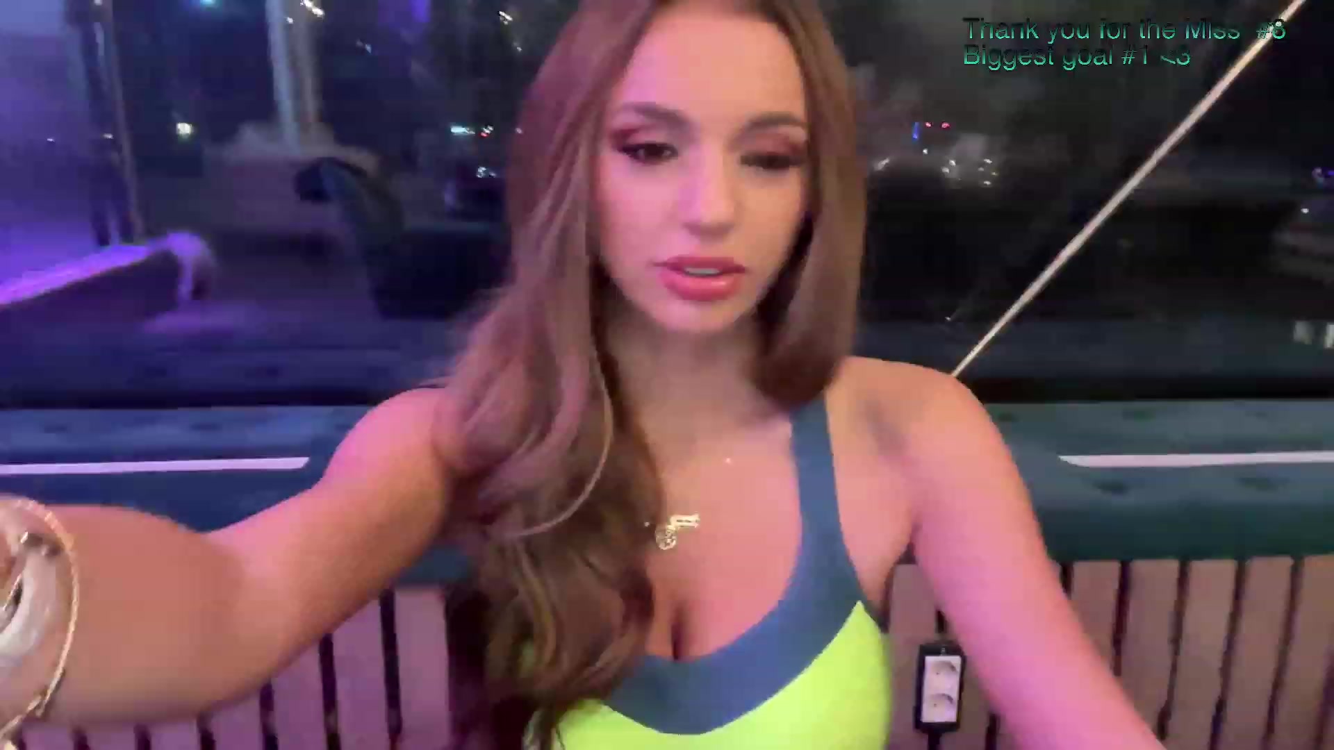 Gallery image thumbnail from Serene_Brown's myfreecams stream on, 10/04/2023, 19:22 image 16 of 20