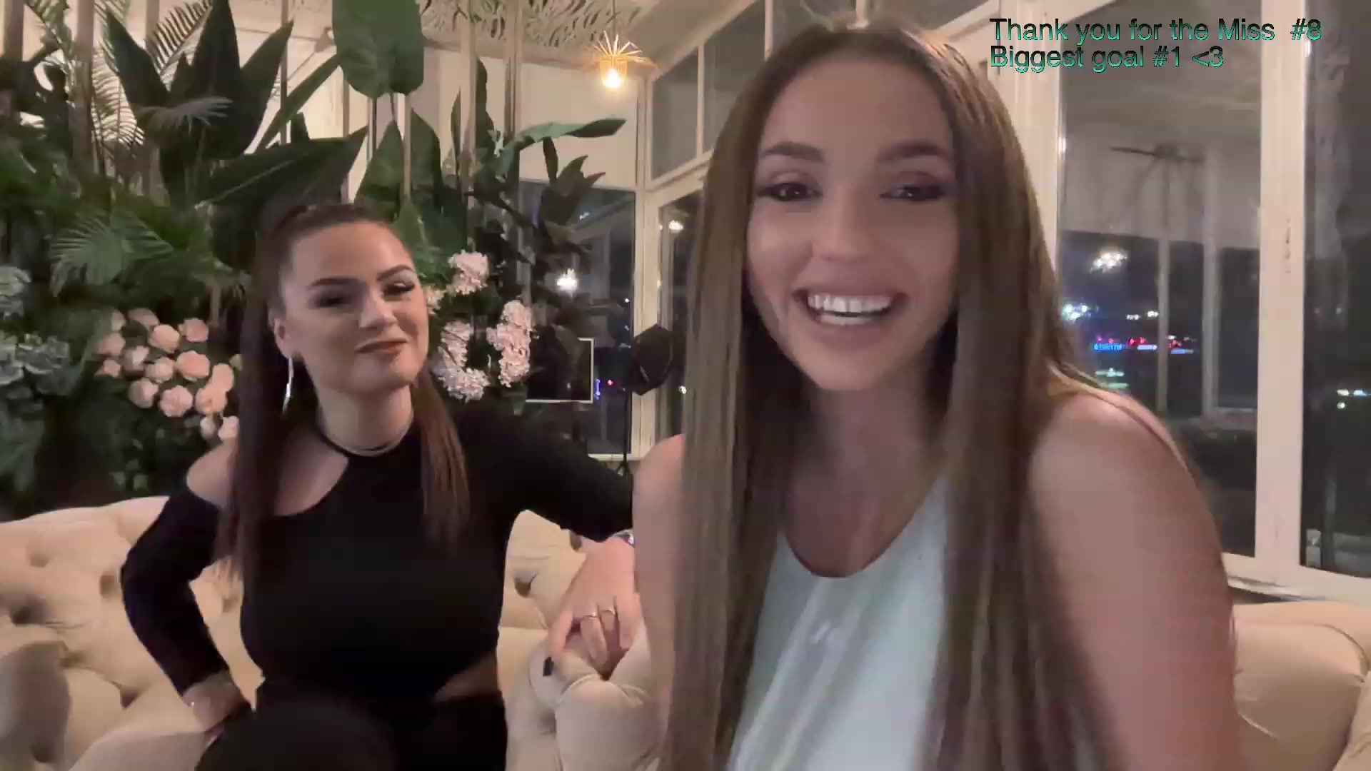 Gallery image thumbnail from Serene_Brown's myfreecams stream on, 10/08/2023, 21:45 image 16 of 20